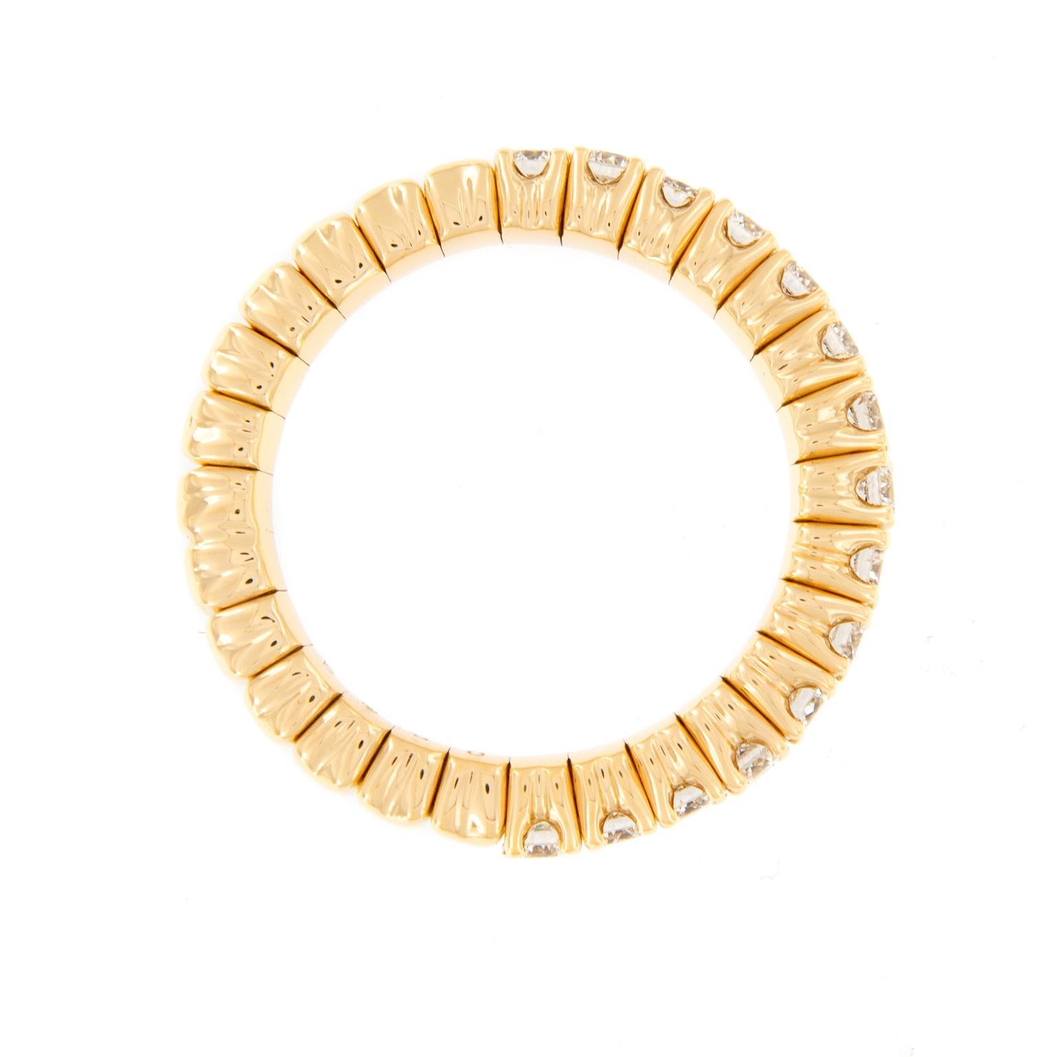 flexible rings gold