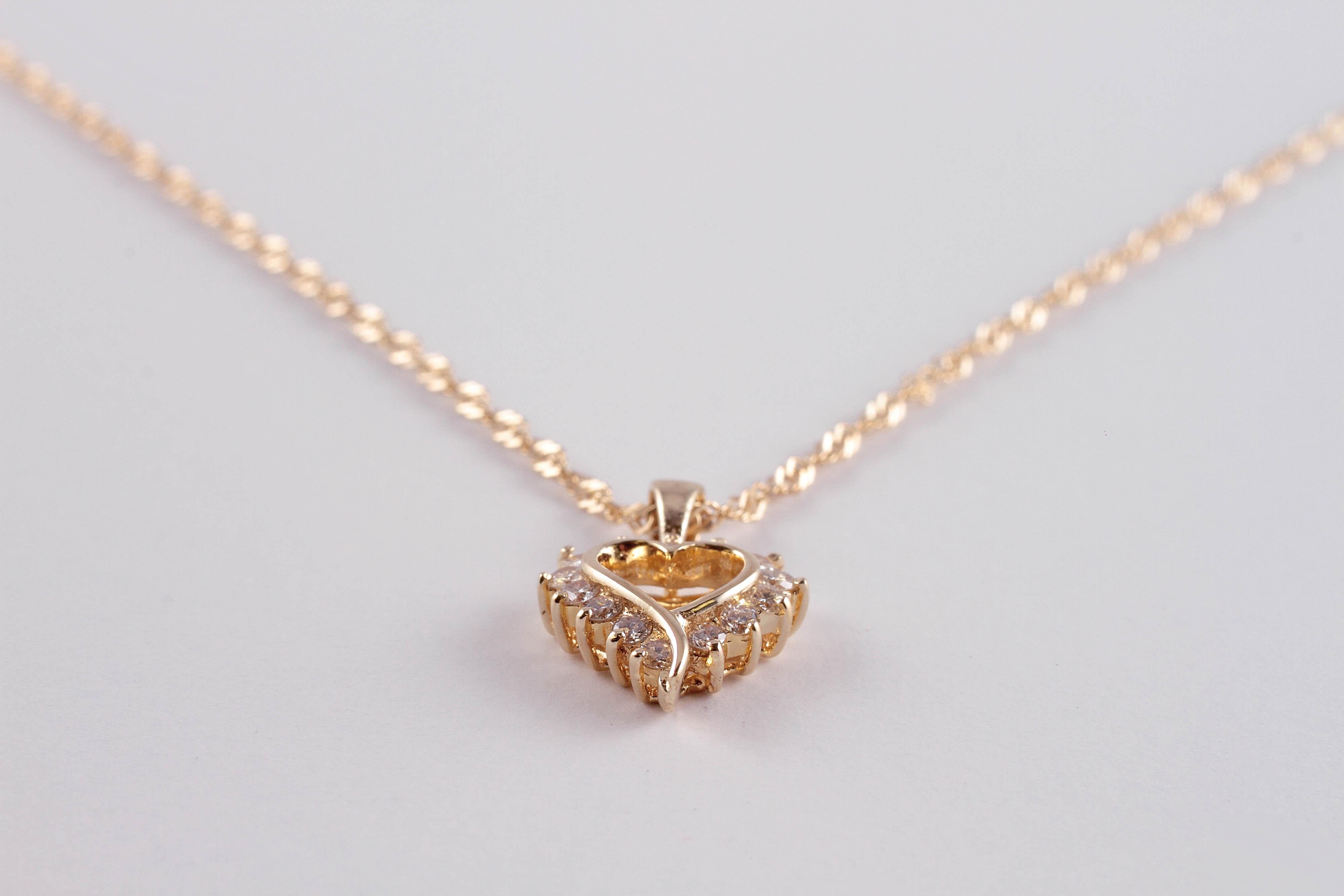 Women's or Men's Diamond Yellow Gold Heart Pendant and Chain