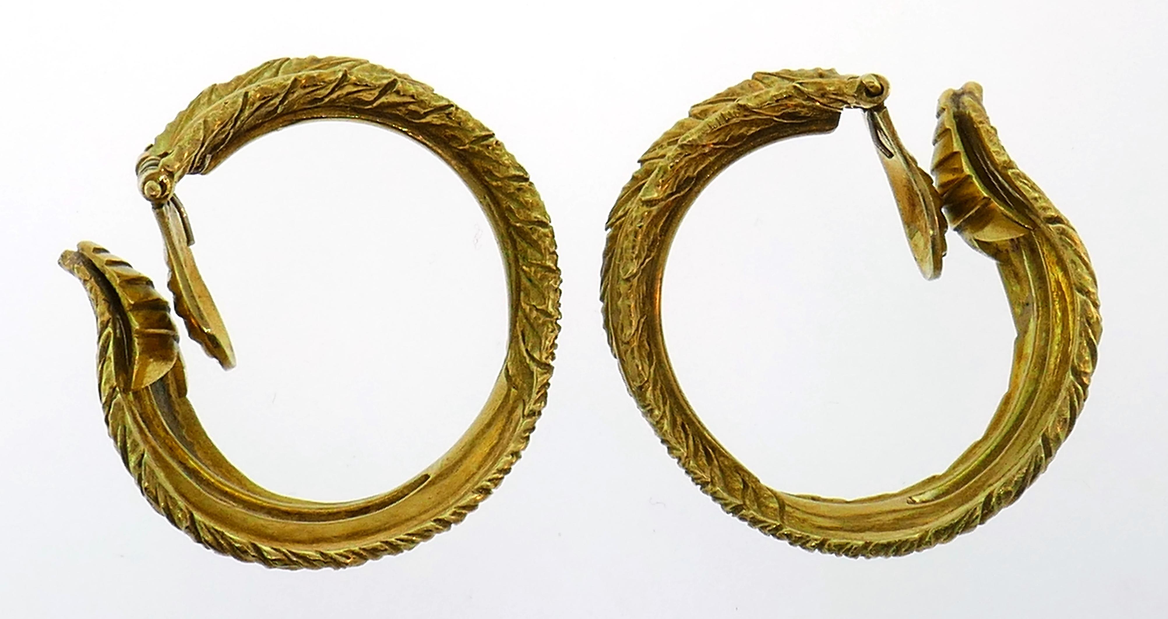 Diamond Yellow Gold Hoop Earrings, 1980s In Good Condition In Beverly Hills, CA