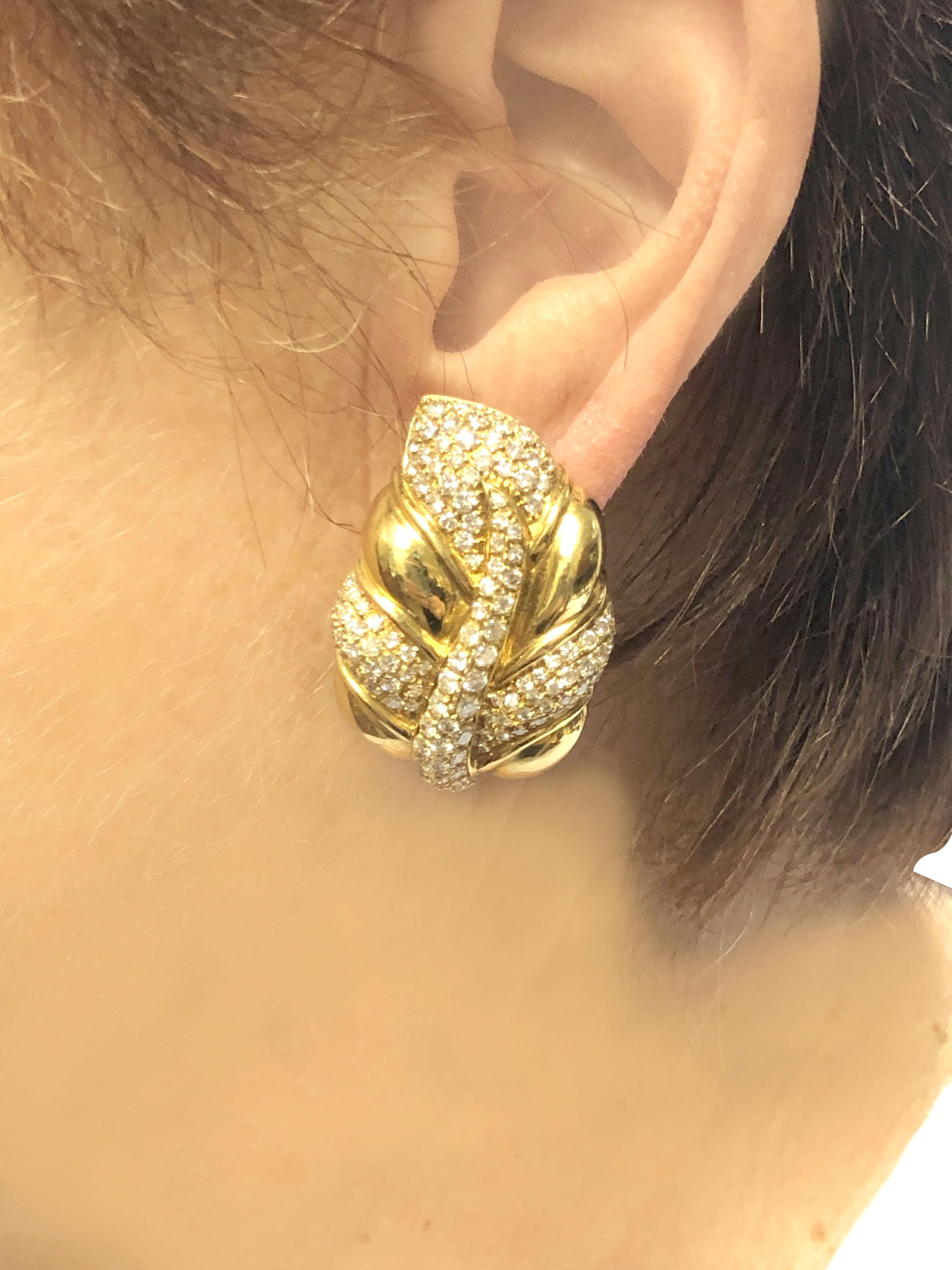 Diamond and Yellow Gold Large Impressive Leaf Form Earrings In Excellent Condition In Chicago, IL
