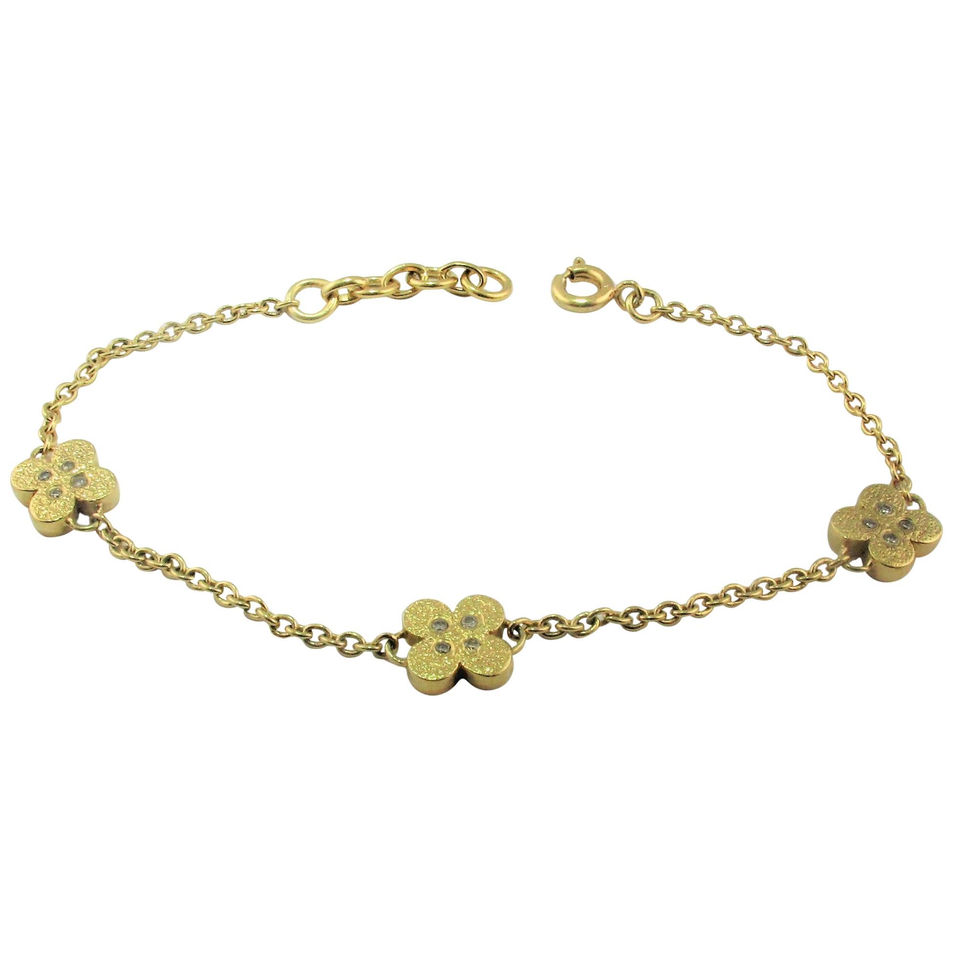 Diamond 3 Flowers Bracelet for Diamonds in the Sky Collection For Sale