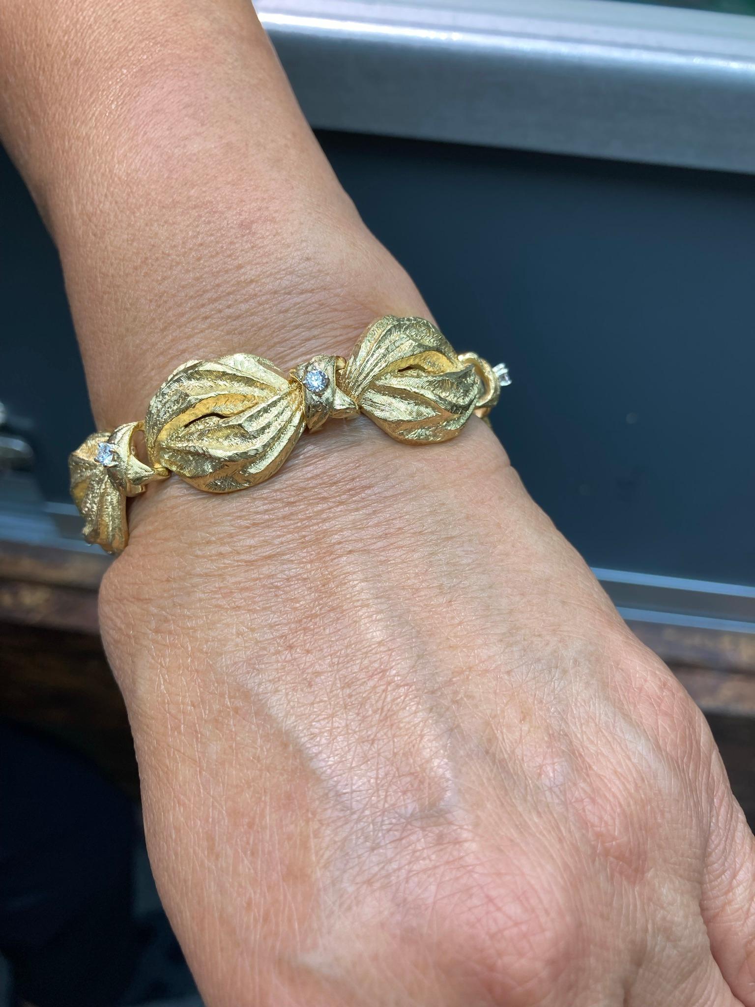Diamond Yellow Gold Puffed Link Bracelet In Good Condition In Los Angeles, CA