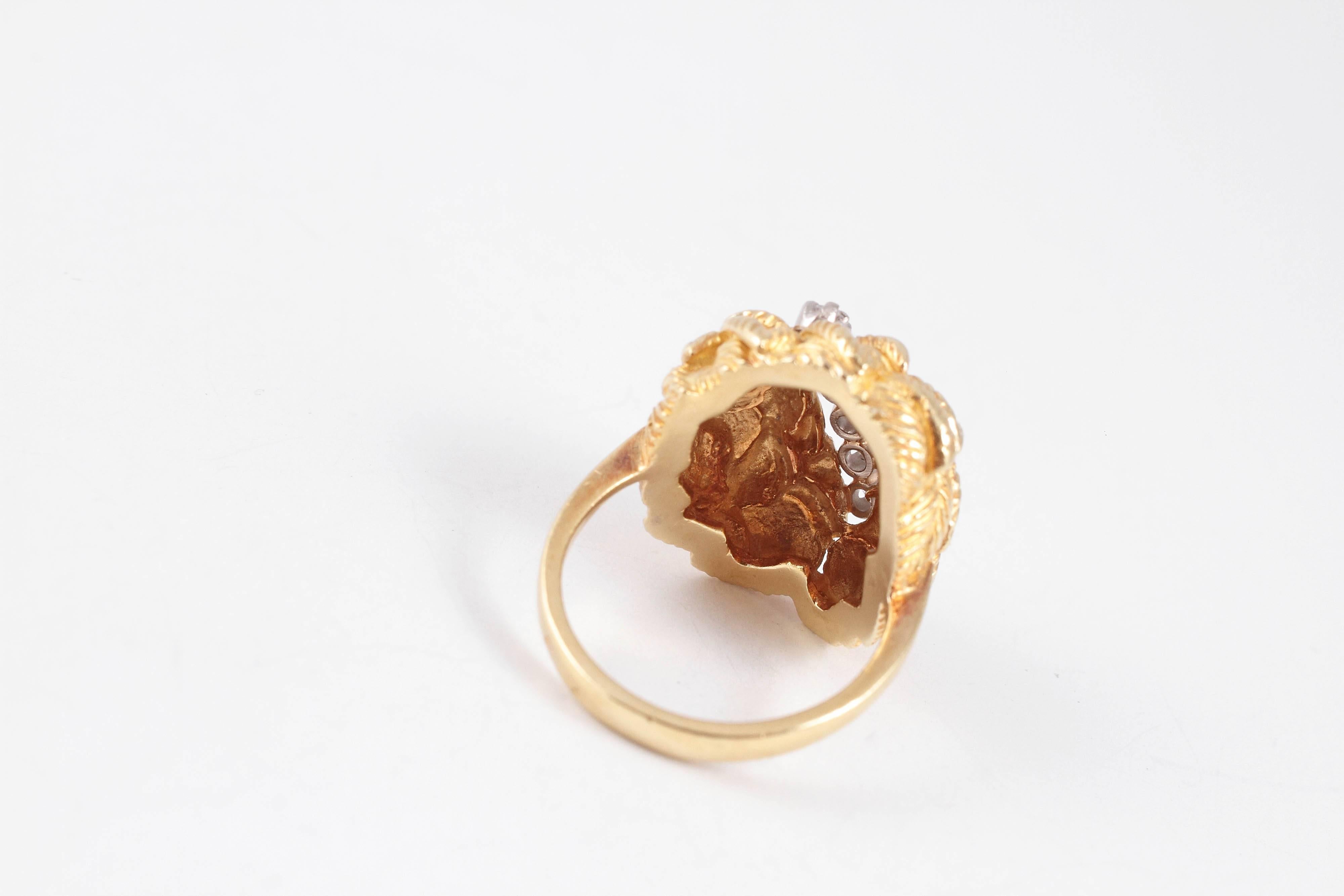 Diamond Yellow Gold Ring In Good Condition For Sale In Dallas, TX