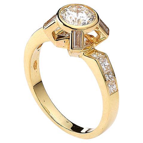 Diamond Yellow Gold Ring For Sale