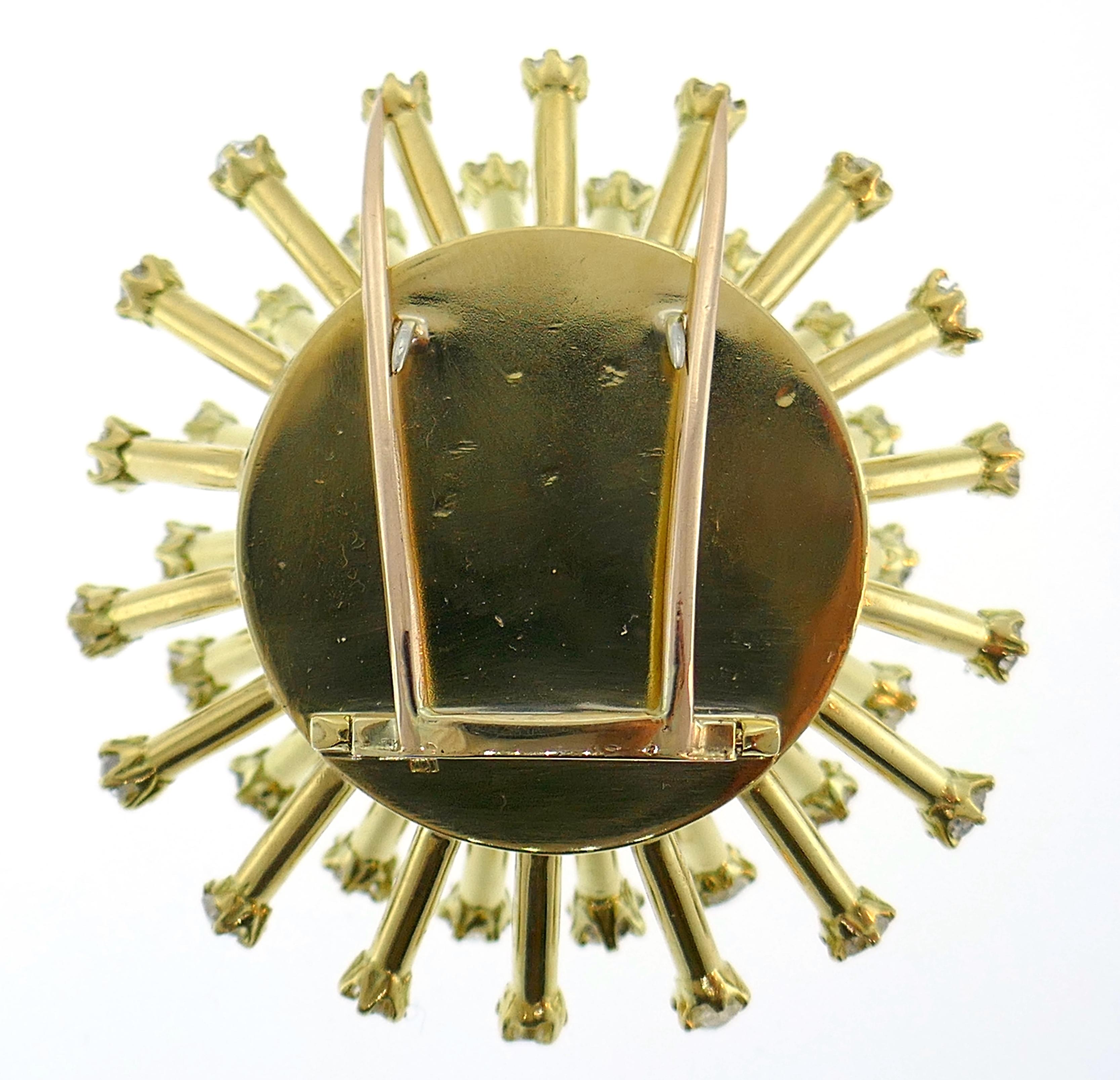 gold brooch design