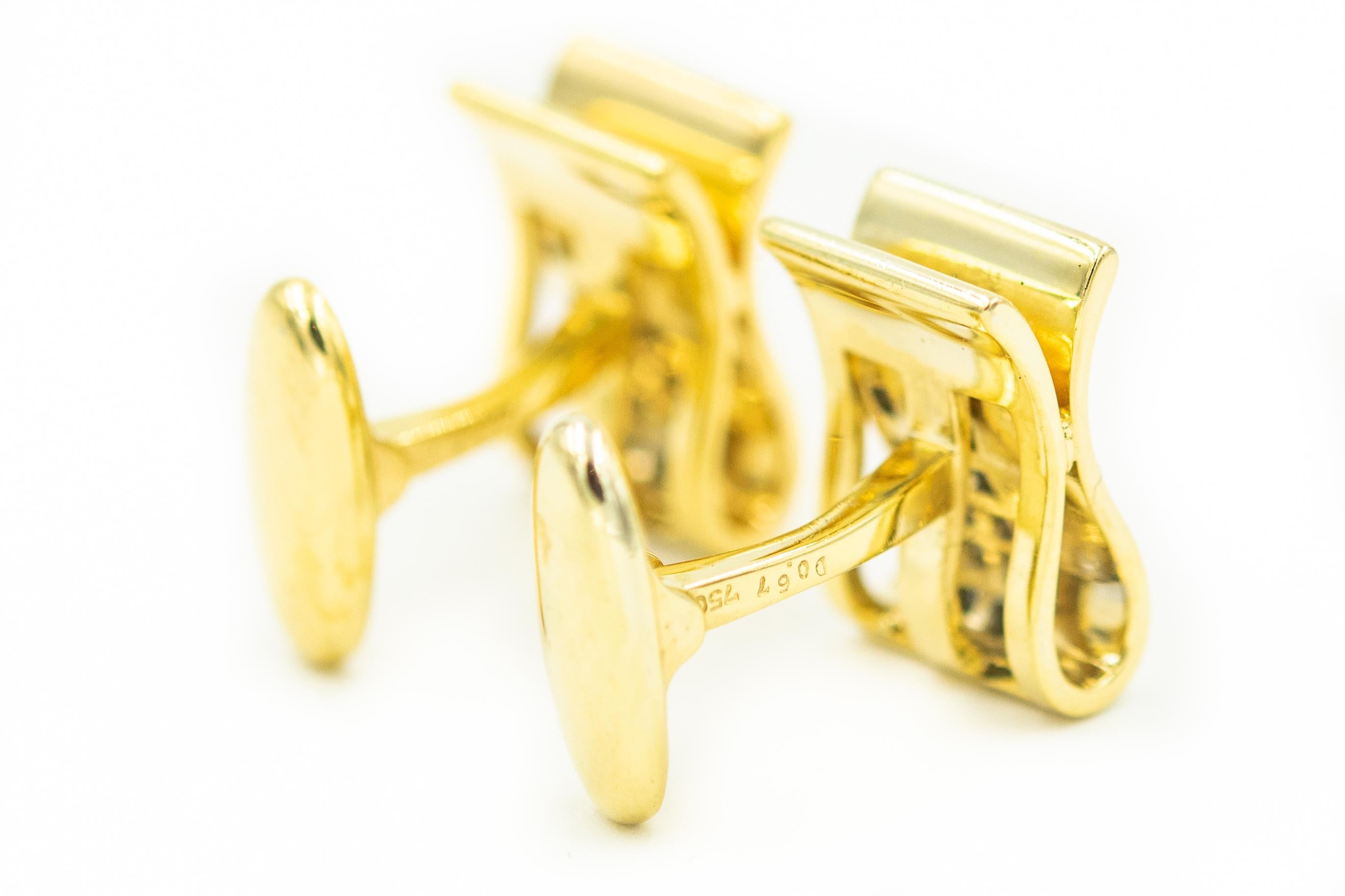 Boutons de manchette rectangulaires stylisés en or jaune et diamants Pour hommes en vente