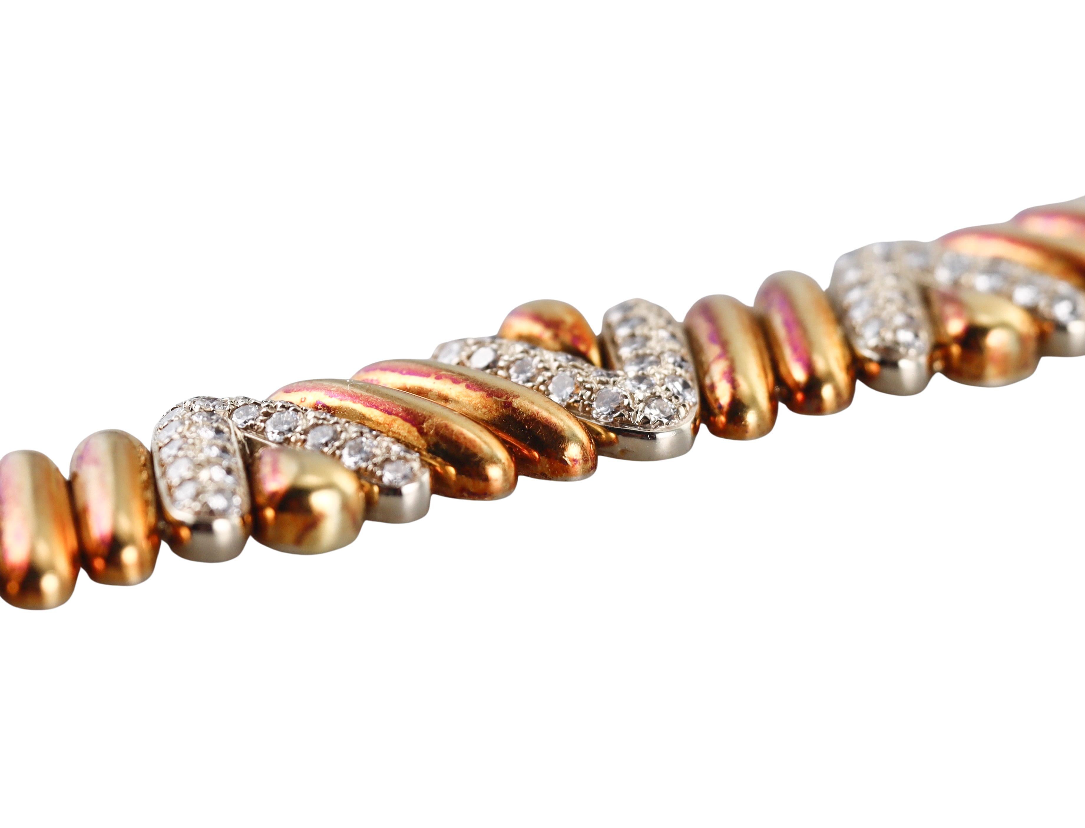 Bracelet à maillons en V en or jaune et diamants en vente 1