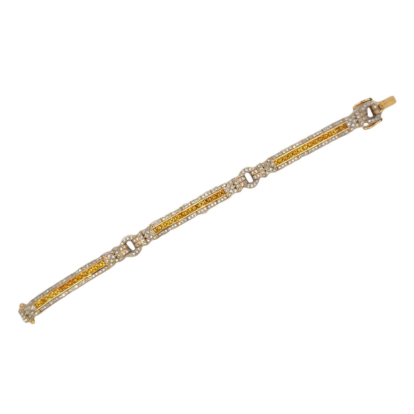 Brilliant Cut Diamond & Yellow Sapphire 18 Karat Yellow Gold Modern Link Bracelet For Sale