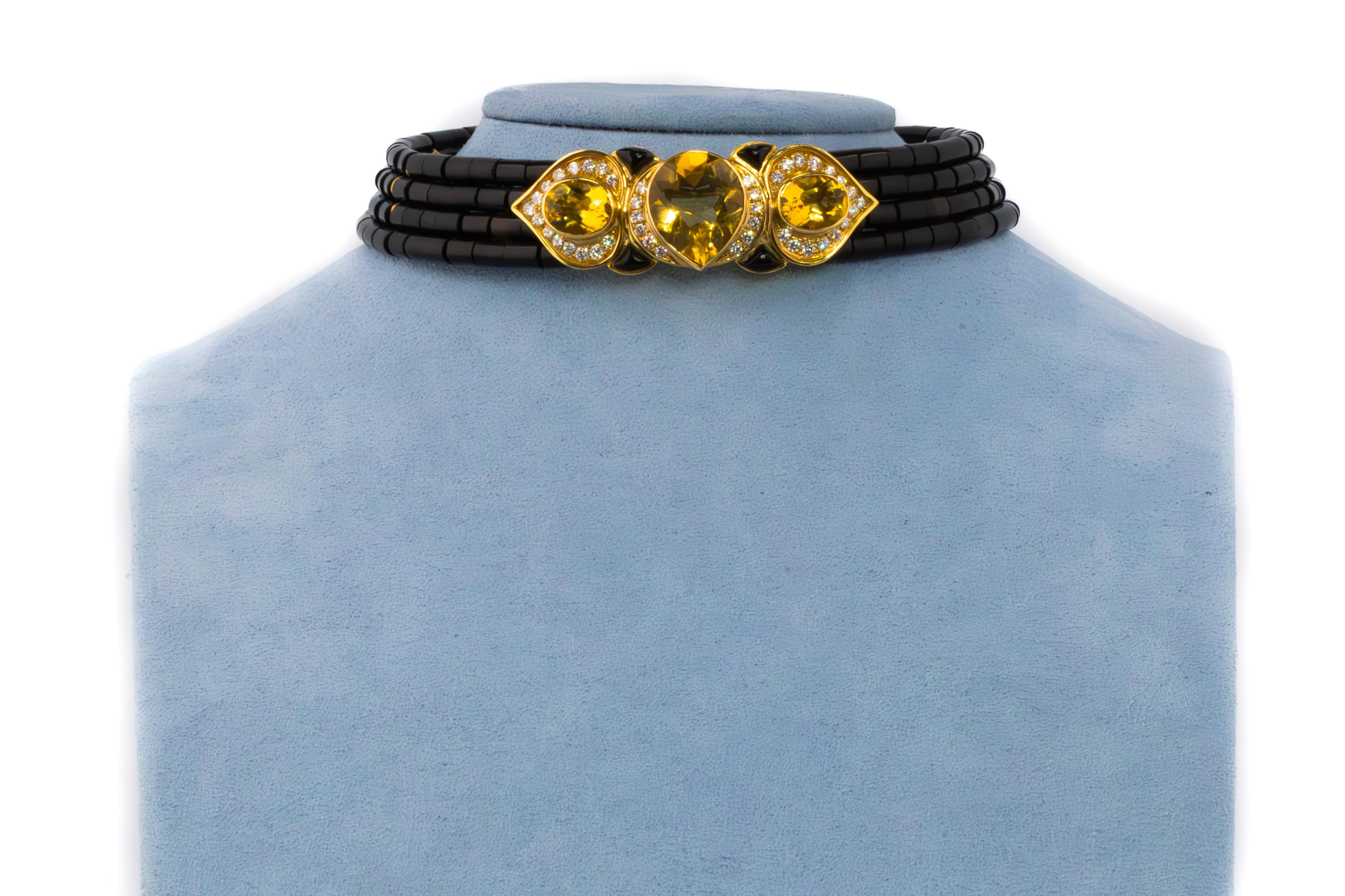 Collana girocollo con diamanti, zaffiri gialli e onice nero In condizioni ottime in vendita a New York, NY