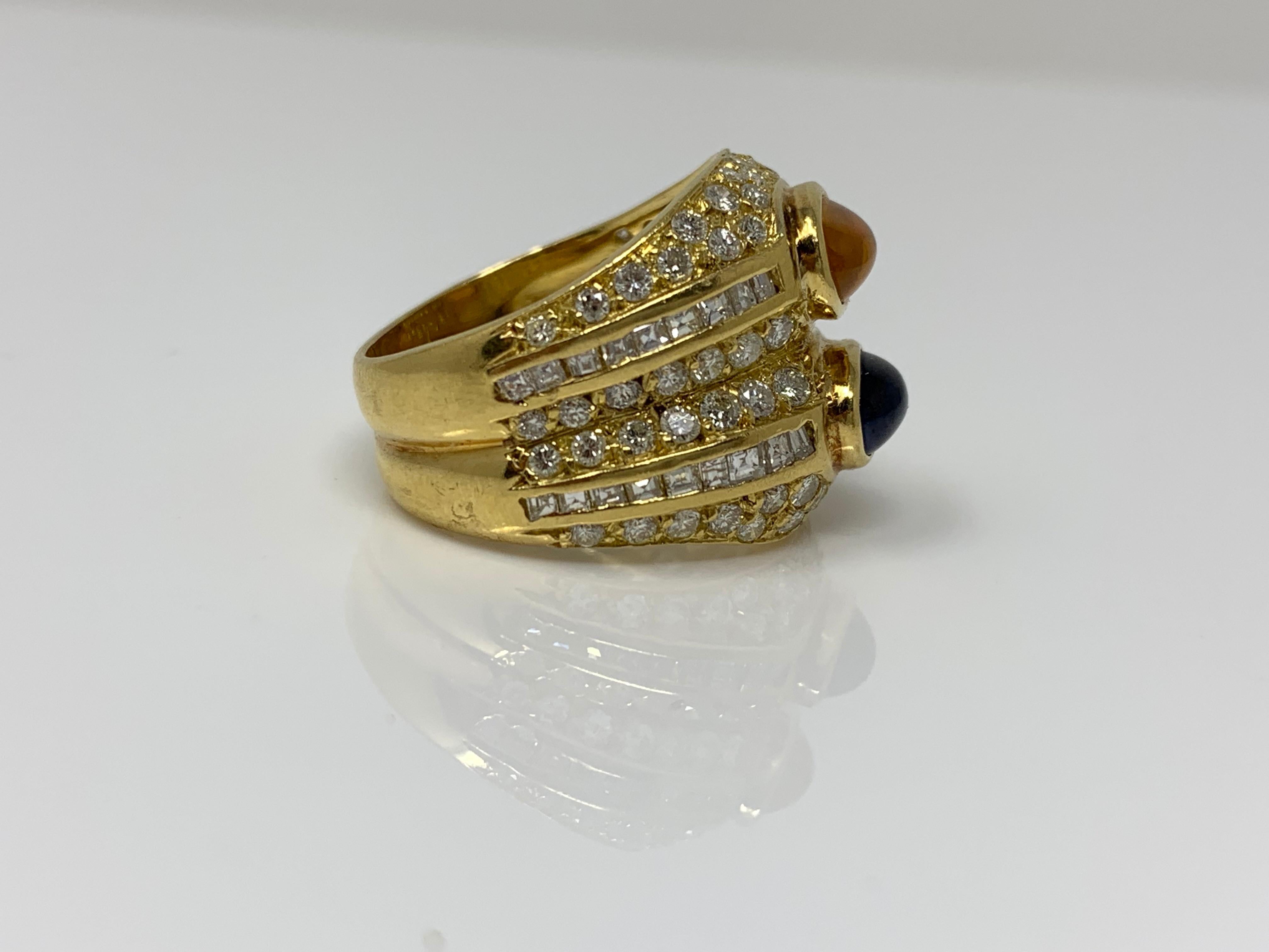 Diamond, Yellow Sapphire and Blue Sapphire Twin Ring in Yellow Gold In Excellent Condition For Sale In New York, NY
