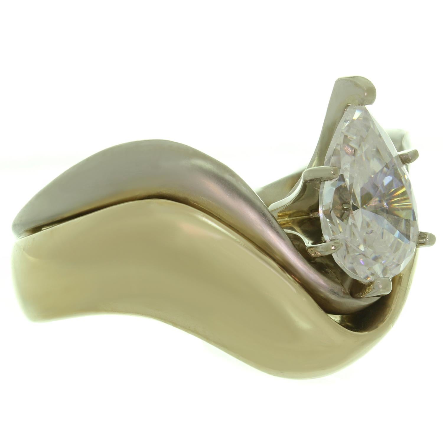 Diamond Zircon 14 Karat Two-Tone Gold Engagement Ring For Sale 1