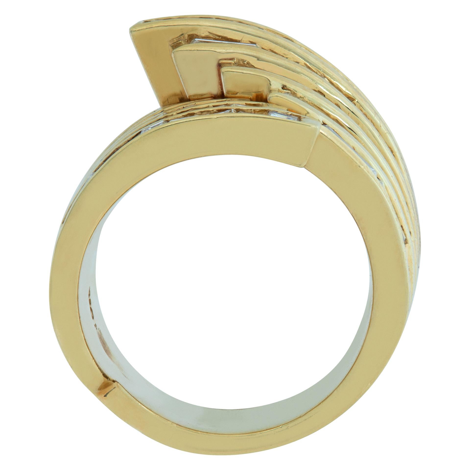 Donna Anello con diamante in oro 18k in vendita
