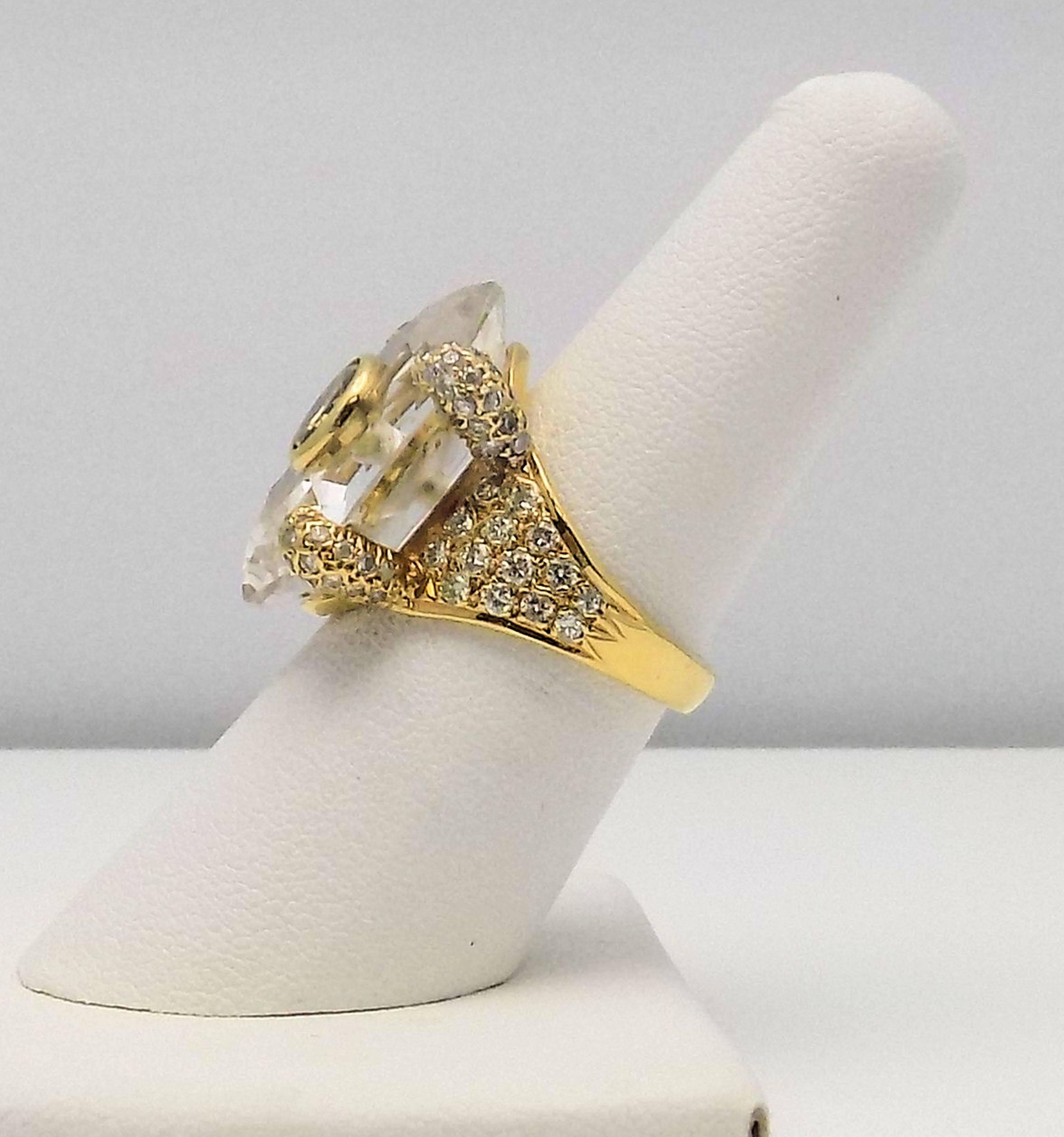 Diamond, Quartz and Yellow Gold Ring In Excellent Condition In Dallas, TX
