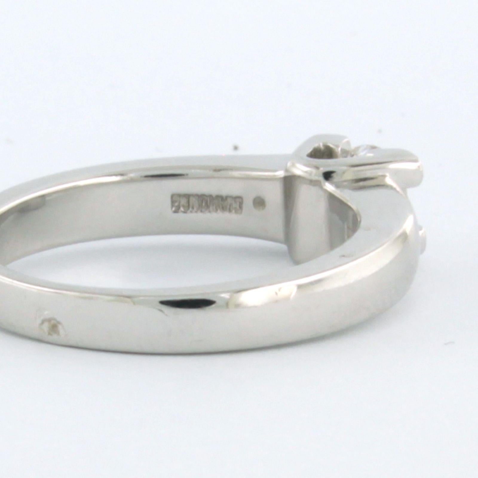 DIAMONDE Ring with brilliant cut diamonds up to 0.28ct 14k white gold 4.7 grams In Excellent Condition For Sale In The Hague, ZH