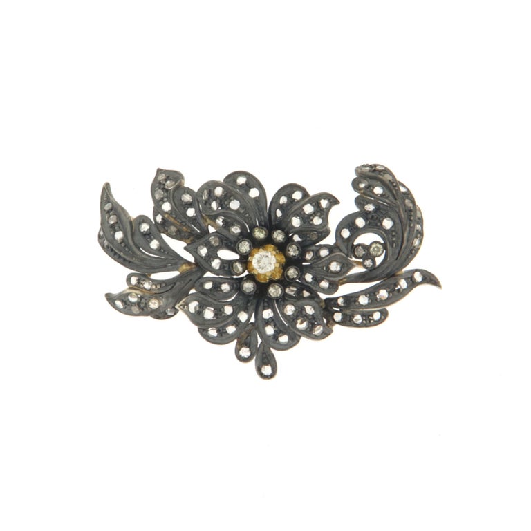 Diamonds 14 Karat Yellow Gold Brooch For Sale at 1stDibs