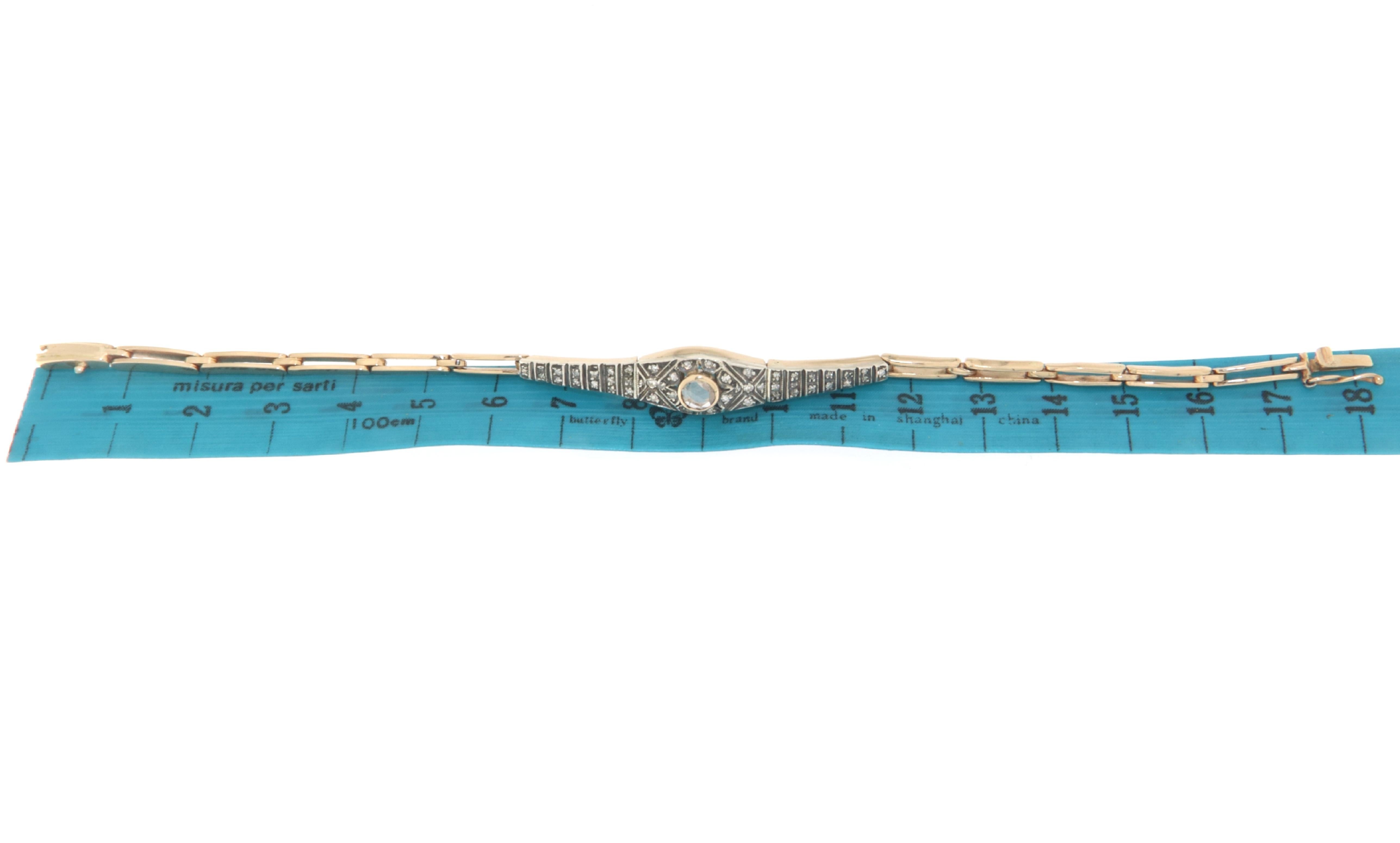 This 14-karat yellow gold bracelet is a true work of art with an antique flair, perfect for those who appreciate vintage and classy jewelry. Each detail of the bracelet is meticulously finished, blending ancient goldsmith craftsmanship with