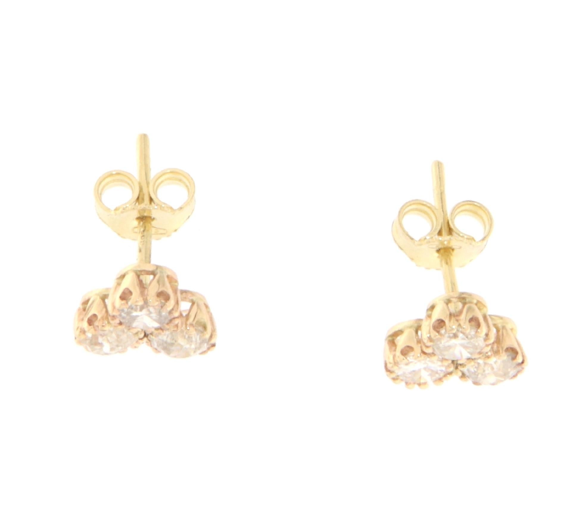 Artisan Diamonds 14 Karat Yellow Gold Stud Earrings For Sale