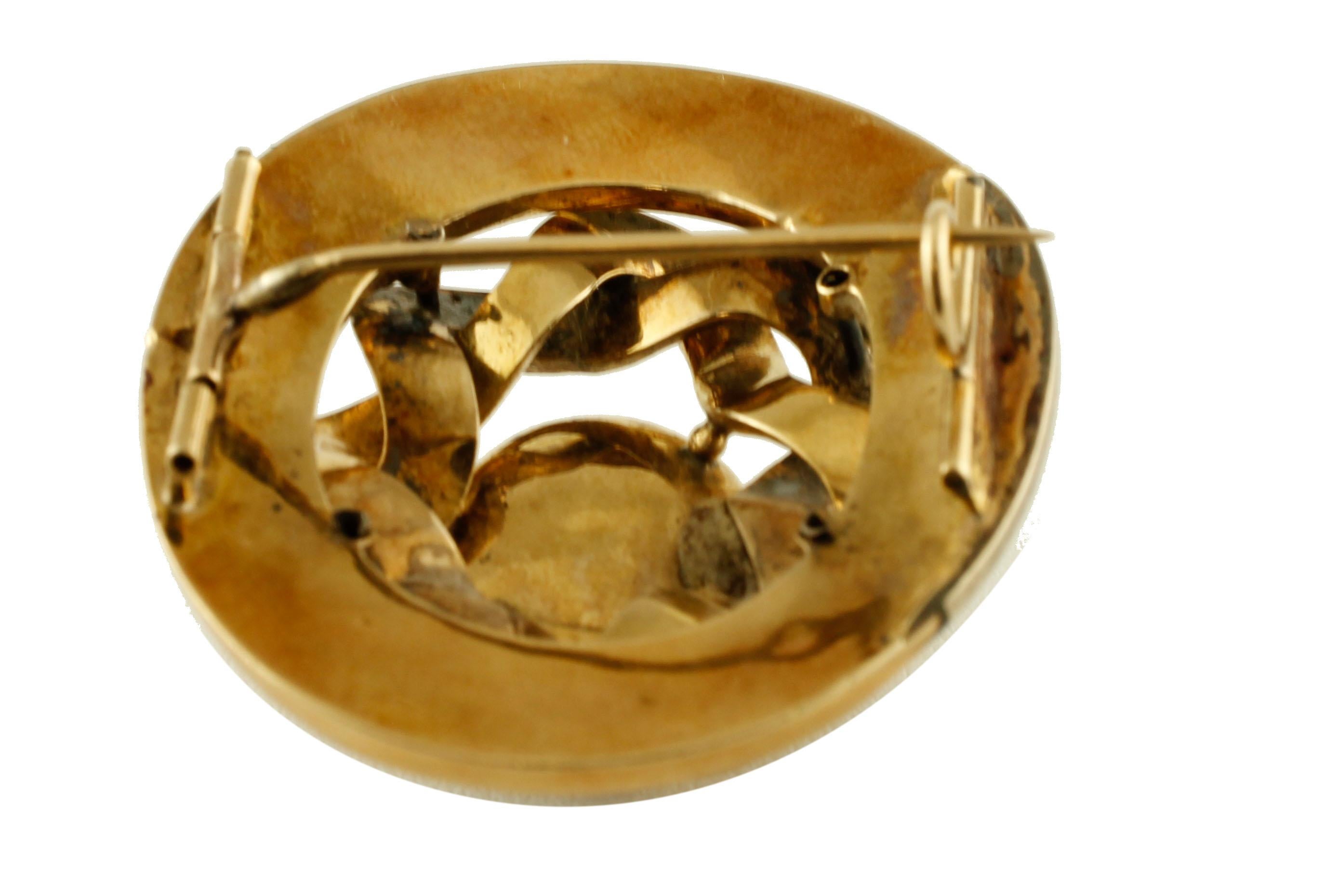Diamants, or jaune 14 carats et émail, broche rétro Excellent état - En vente à Marcianise, Marcianise (CE)