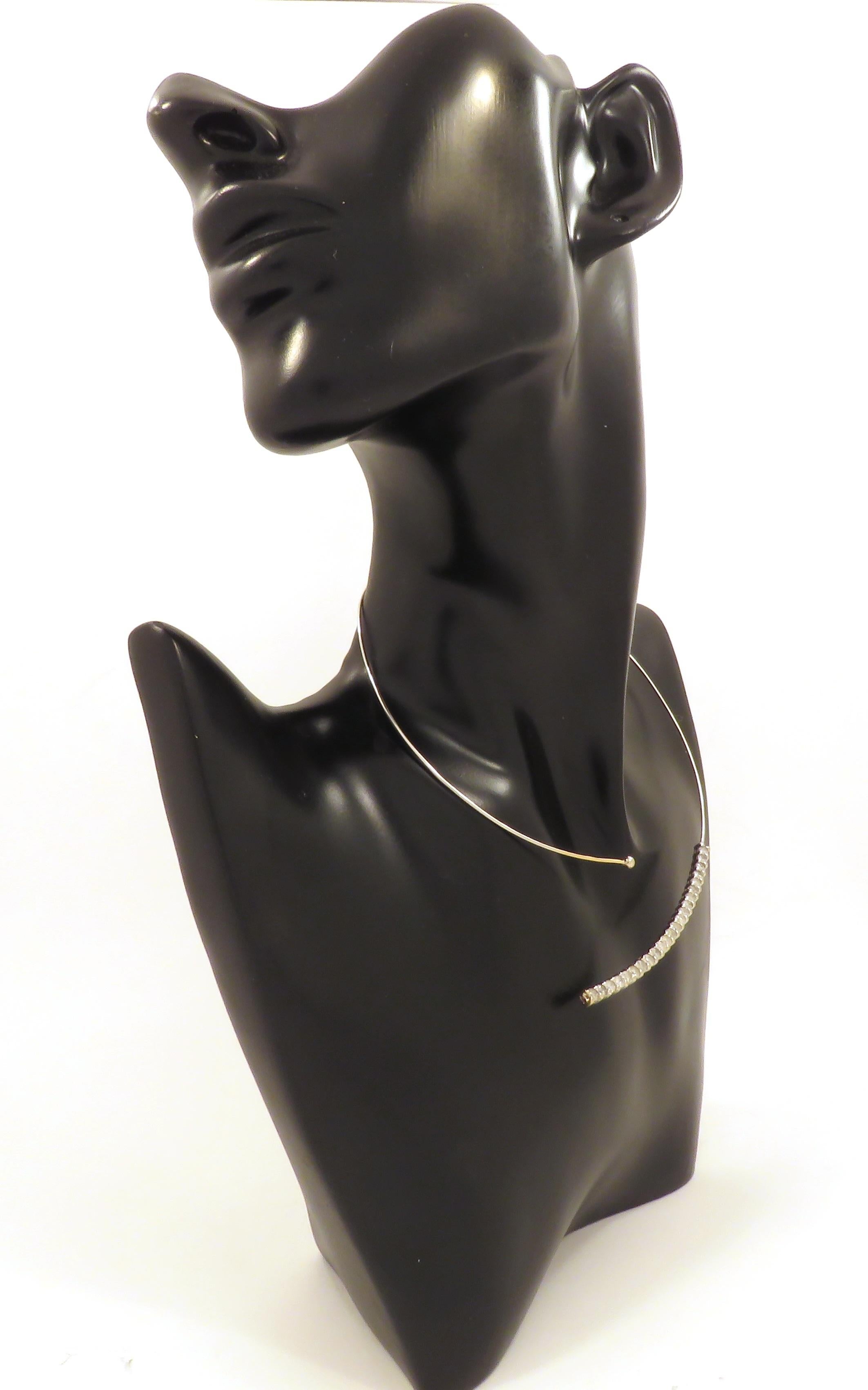 Brilliant Cut Diamonds 18 Karat Gold Choker Necklace Handcrafted in Italy by Botta Gioielli