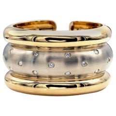 Brazalete de oro de 18 quilates con diamantes