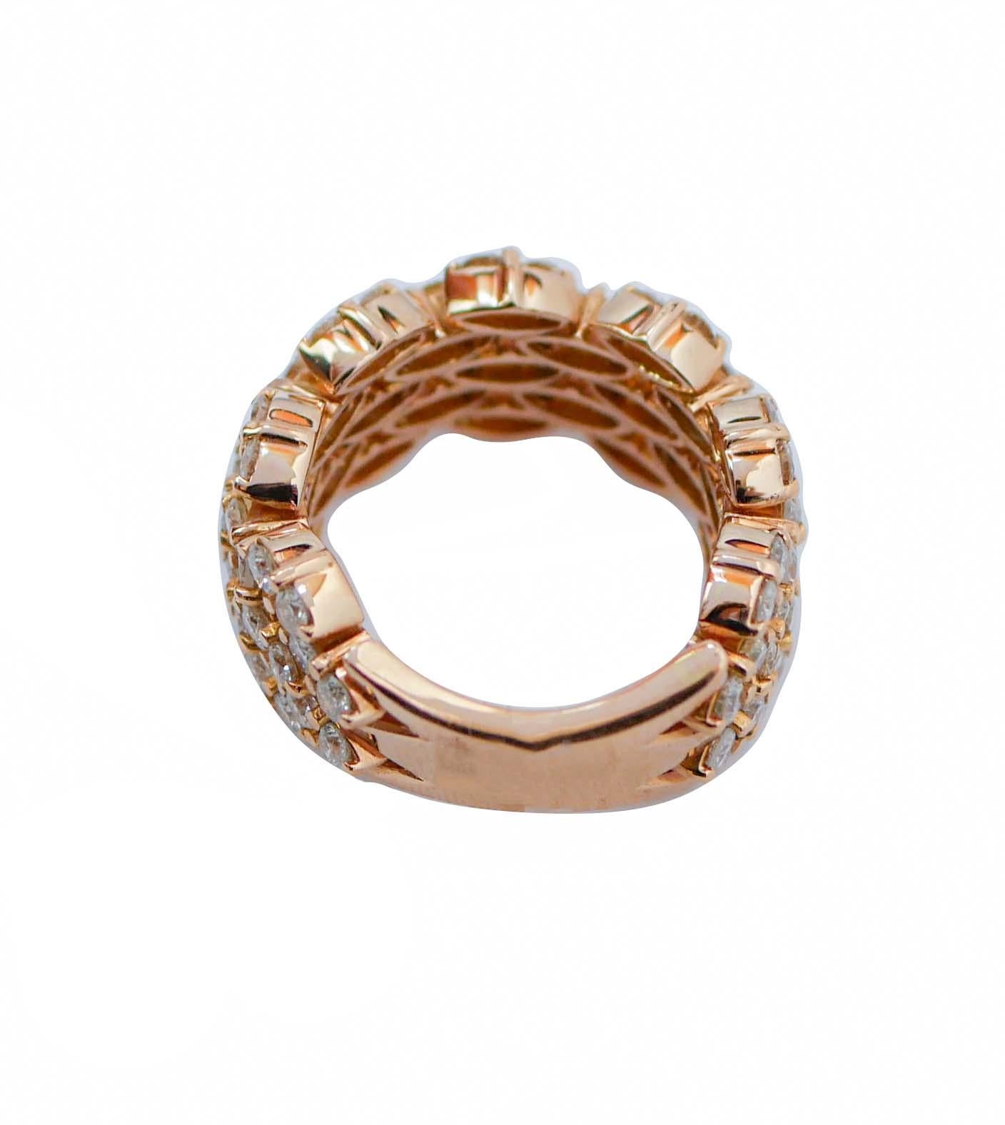 Moderner Ring aus 18 Karat Roségold mit Diamanten. (Brillantschliff) im Angebot