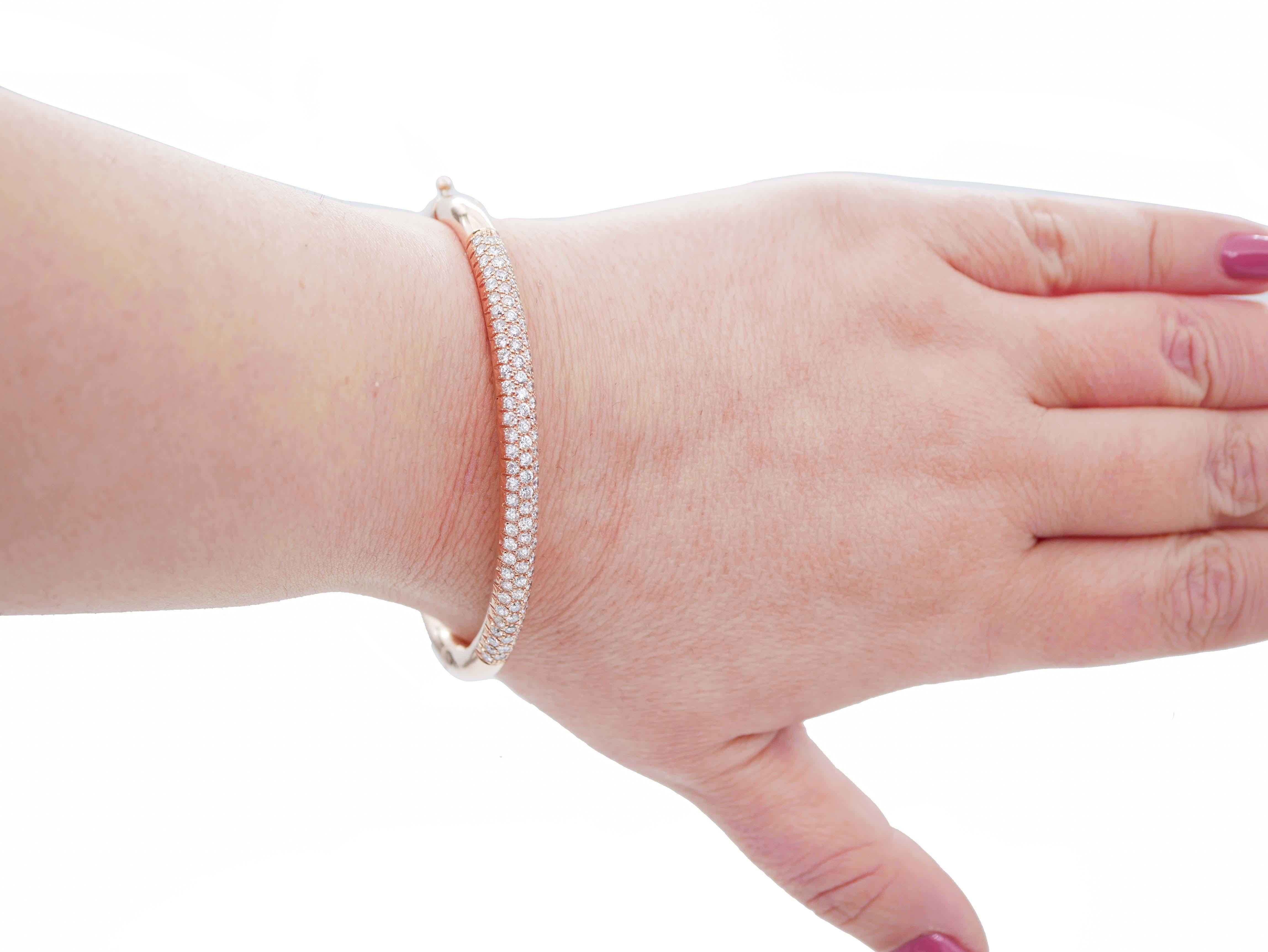 Modernes Armband aus 18 Karat Roségold mit Diamanten Damen im Angebot