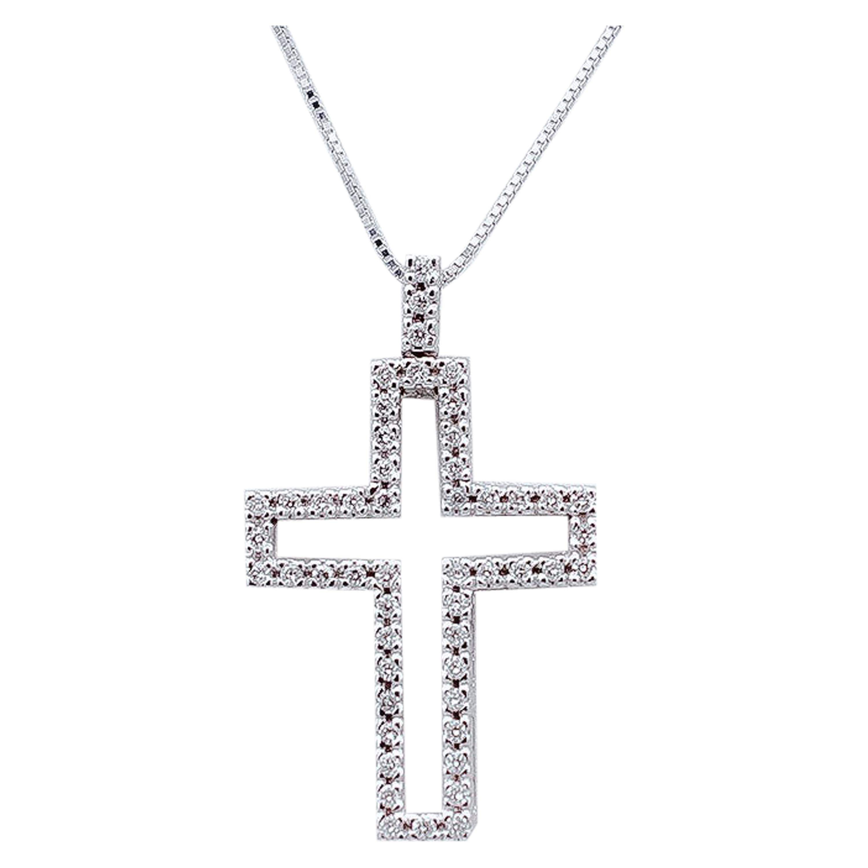 Diamanten, 18 Karat Weißgold Kreuz-Anhänger Halskette im Angebot
