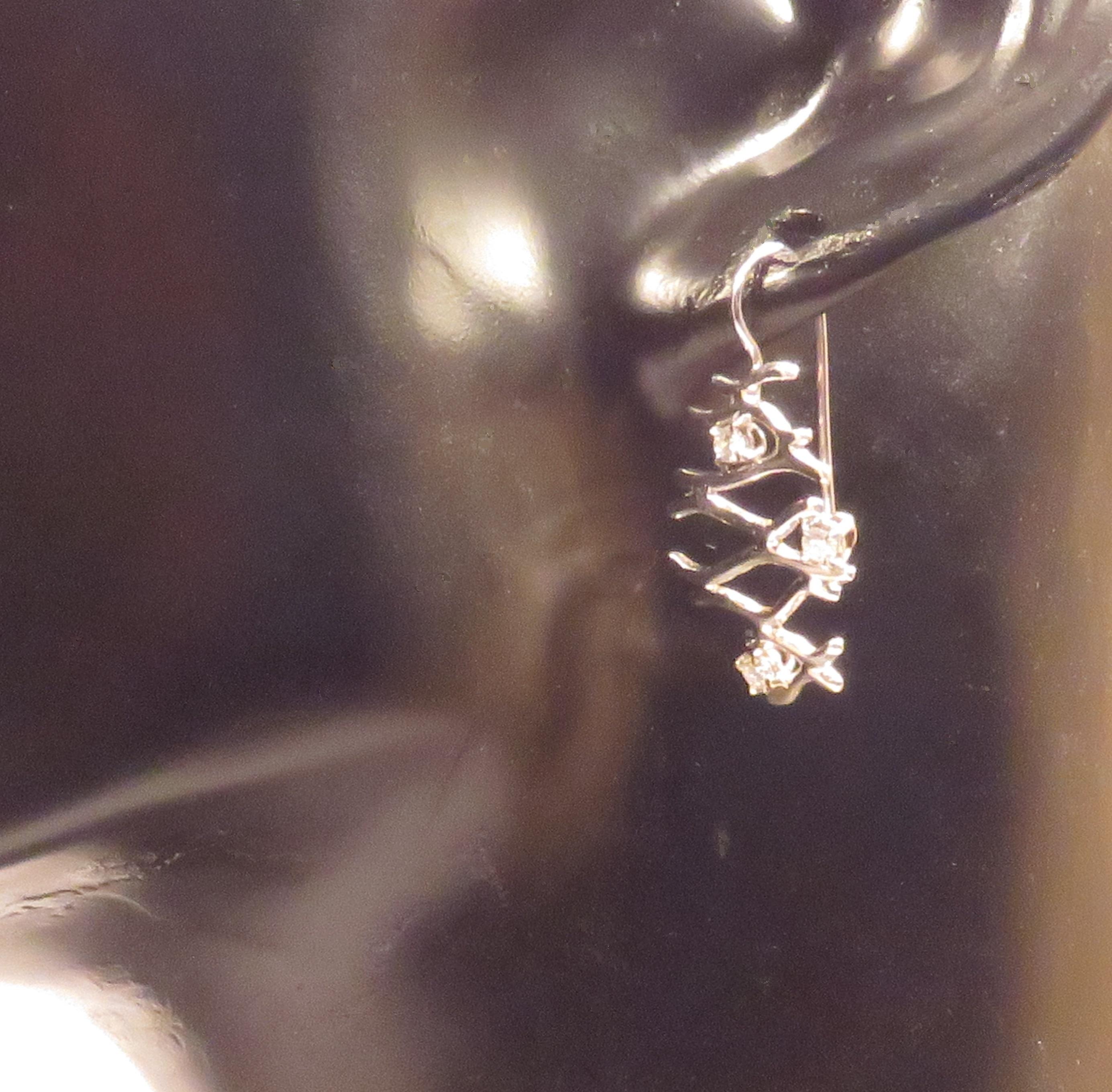 Women's Diamonds 18 Karat White Gold Drop Earrings Handcrafted in Italy