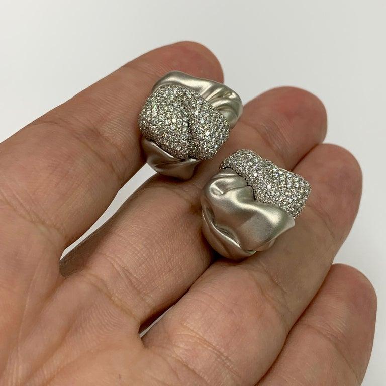 Diamanten-Ohrringe aus 18 Karat Weißgold Damen im Angebot