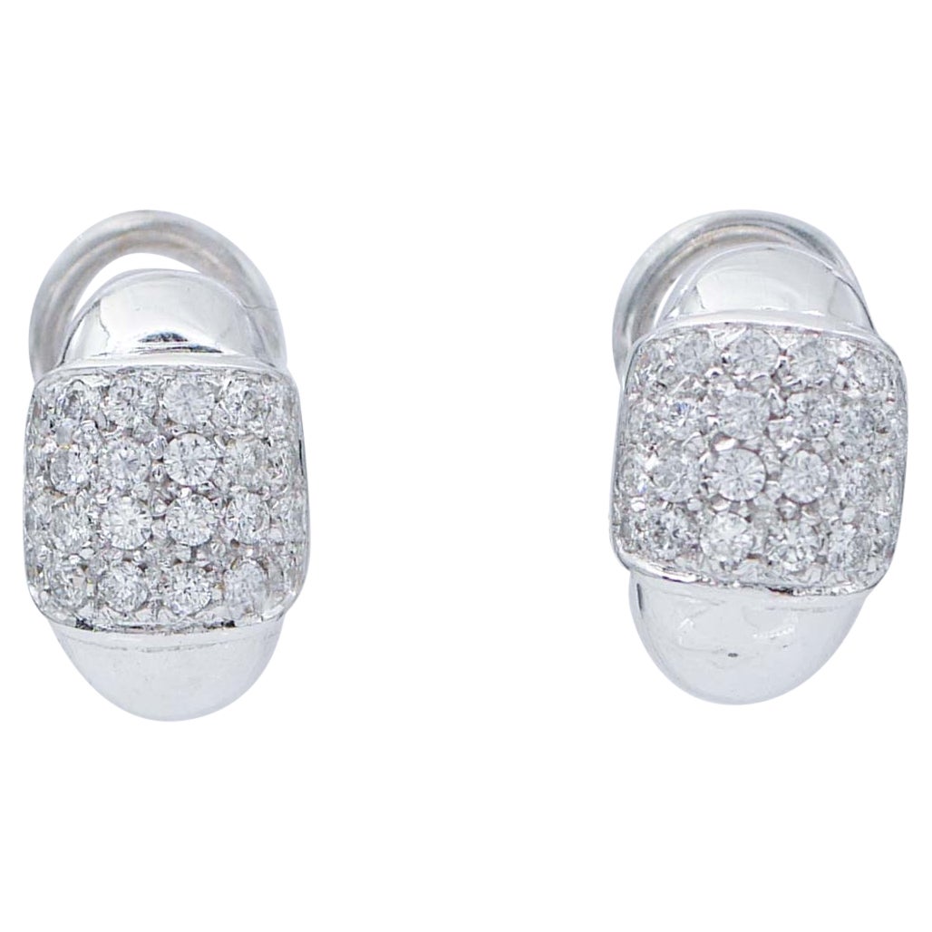 Boucles d'oreilles en or blanc 18 carats, diamants