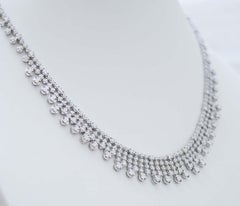 Diamonds, 18 Karat White Gold Modern Necklace.