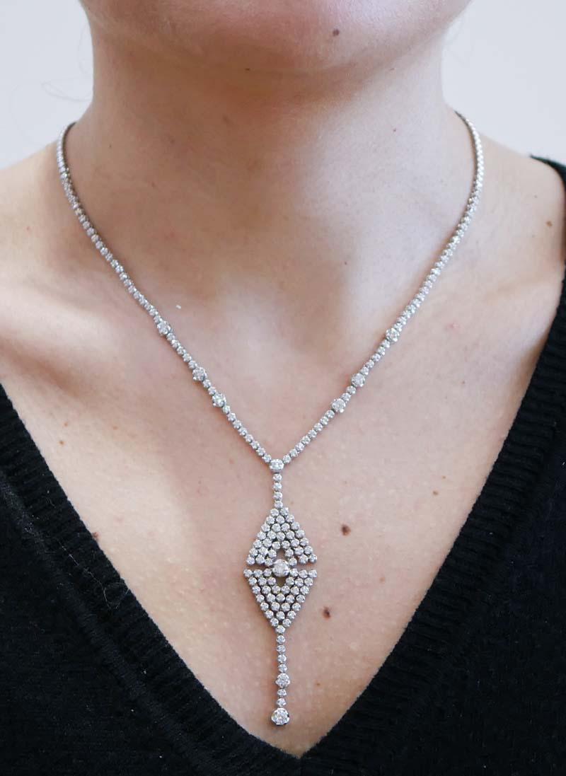 Diamants, or blanc 18 carats Collier Modernity. Pour femmes en vente