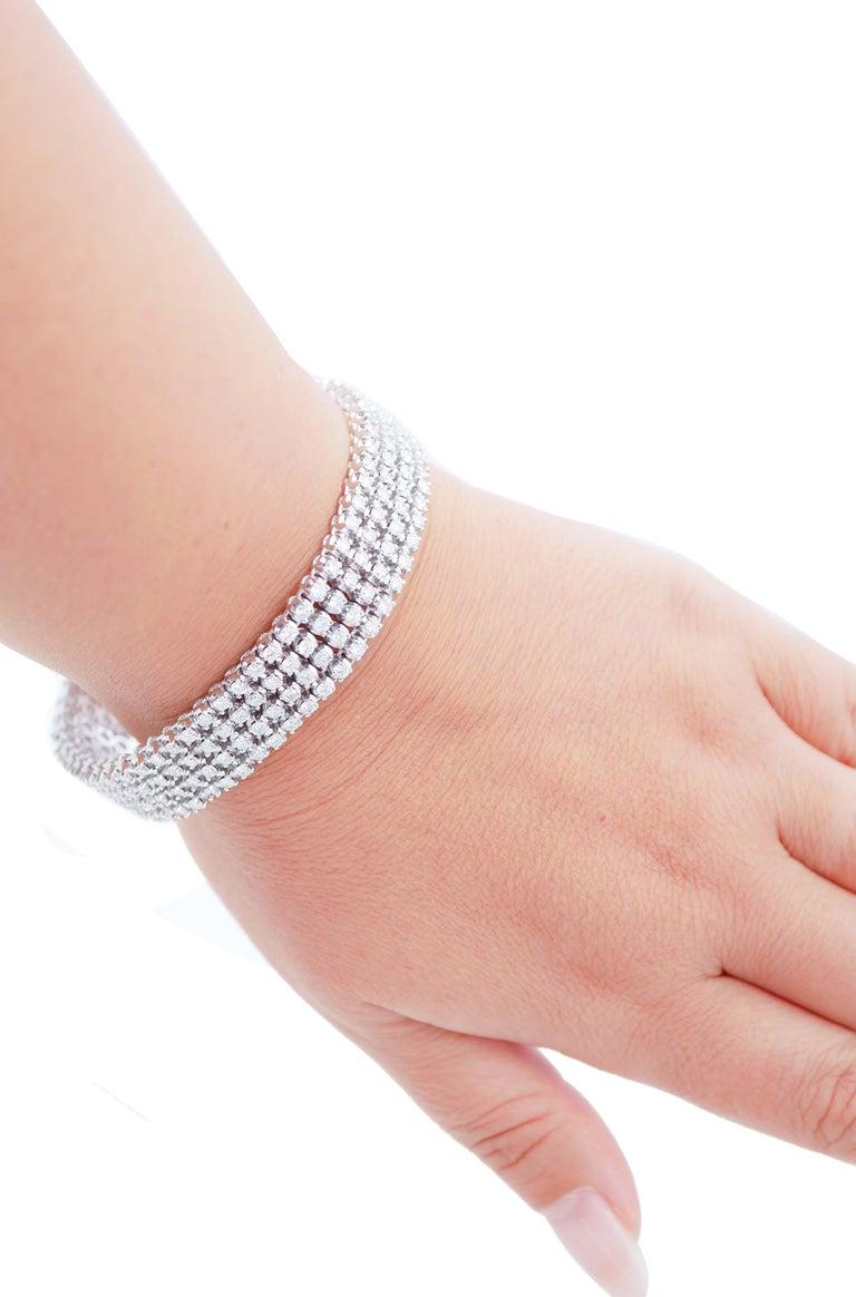 Taille brillant Diamants, bracelet Retrò en or blanc 18 carats en vente
