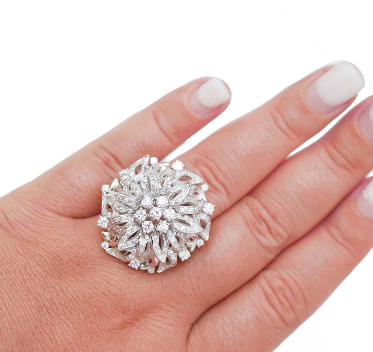 Diamantes, Anillo Retrò de Oro Blanco de 18 Kilates. en Bueno estado para la venta en Marcianise, Marcianise (CE)