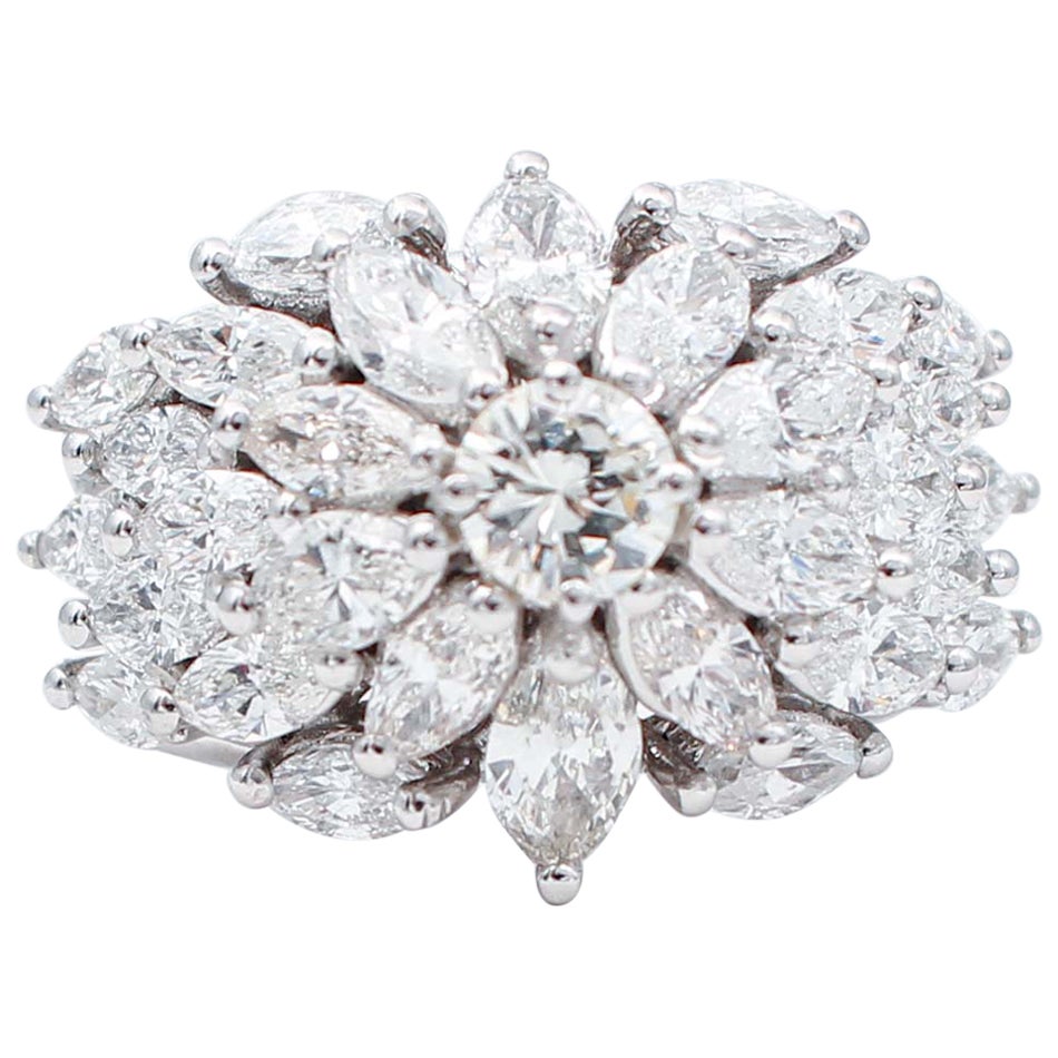 Diamanti, Anello in oro bianco 18 carati.
