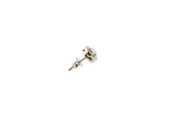0, 63 ct Diamonds 18 Karat White Gold Stud Earrings
