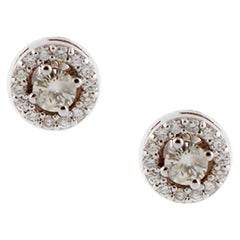 0, 63 ct Diamonds 18 Karat White Gold Stud Earrings