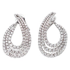 10 carat Diamonds, 18 Karat White Gold Tennis Earrings