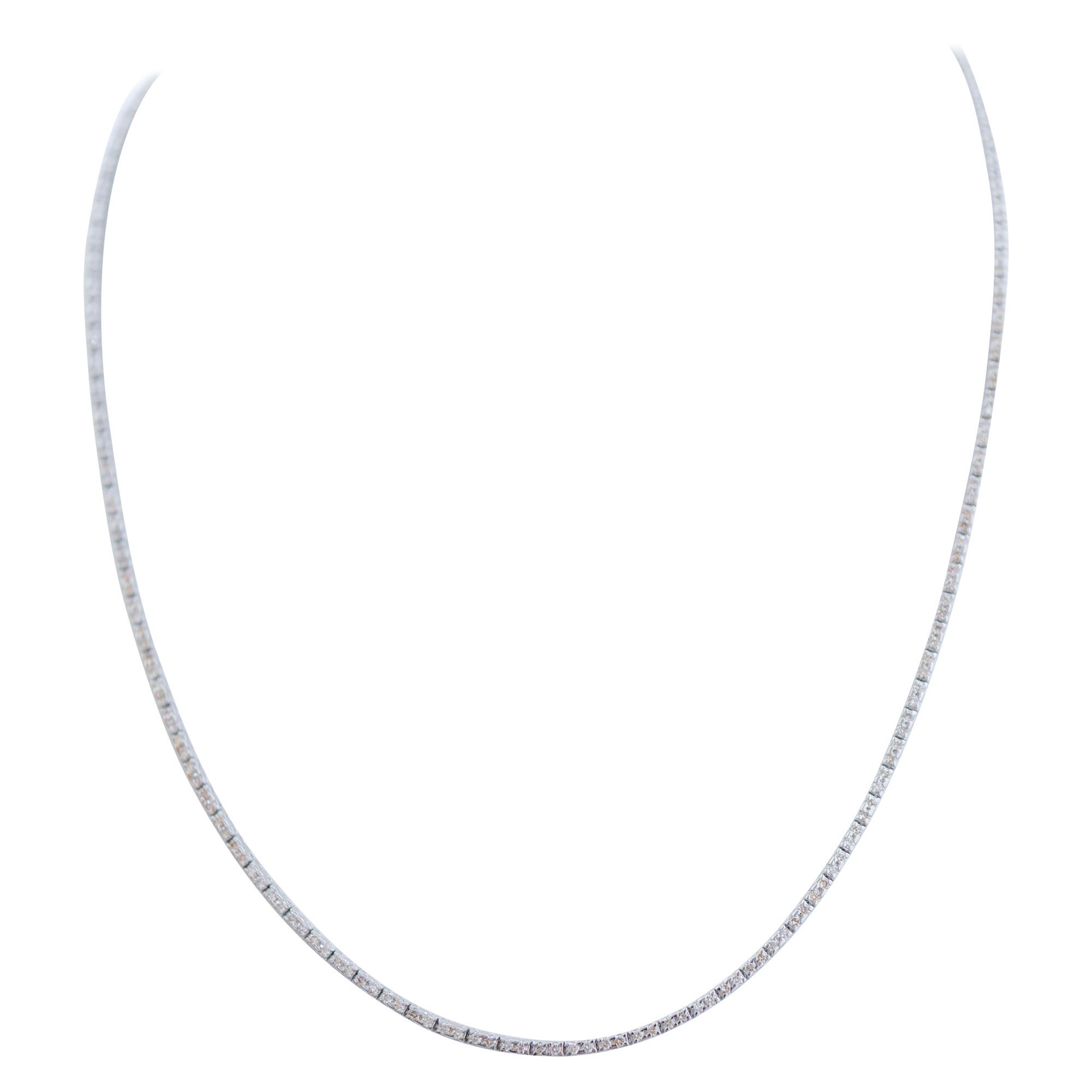 Diamonds, 18 Karat White Gold Tennis Necklace. For Sale
