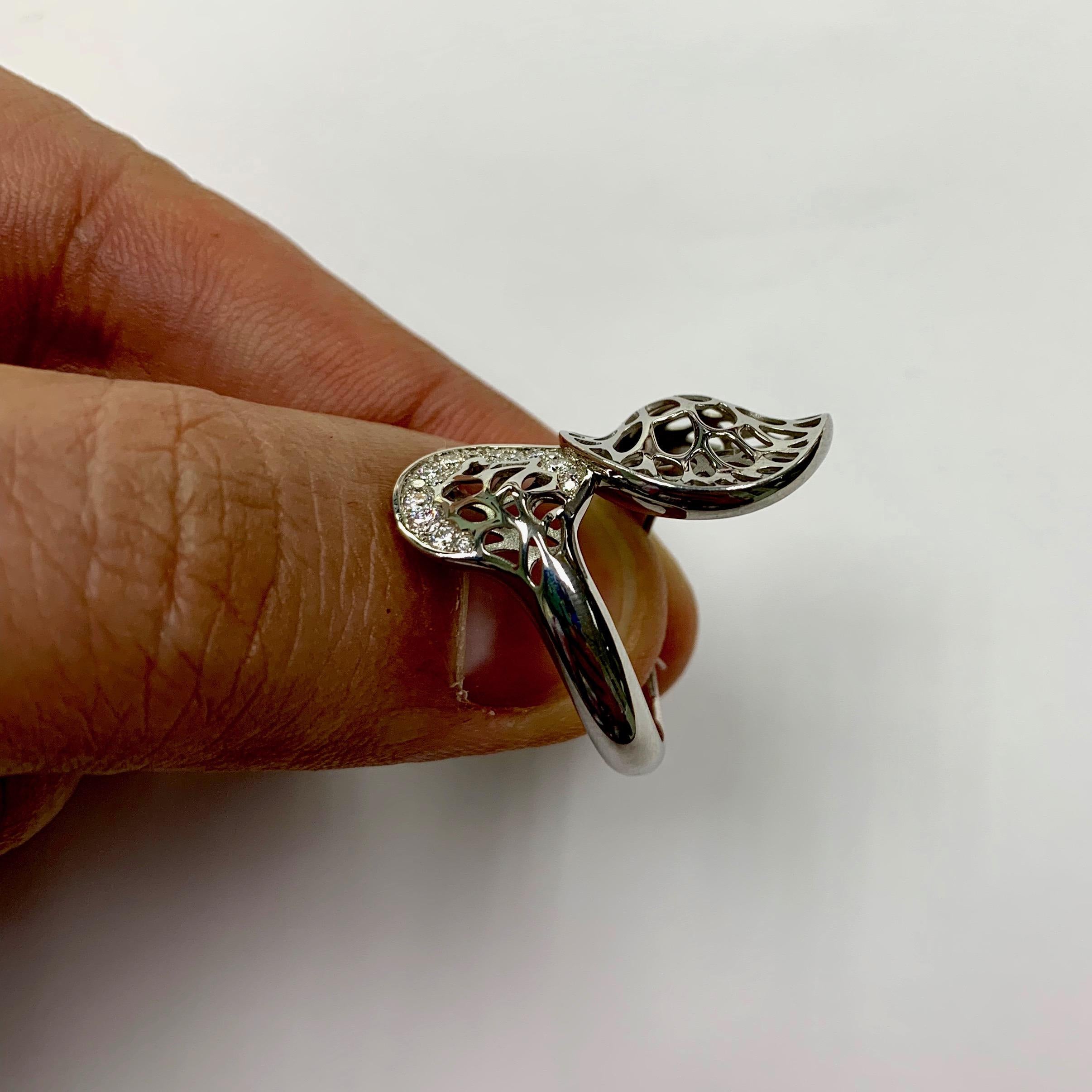 Contemporary Diamonds 18 Karat White Gold Tree Mushroom Ring For Sale