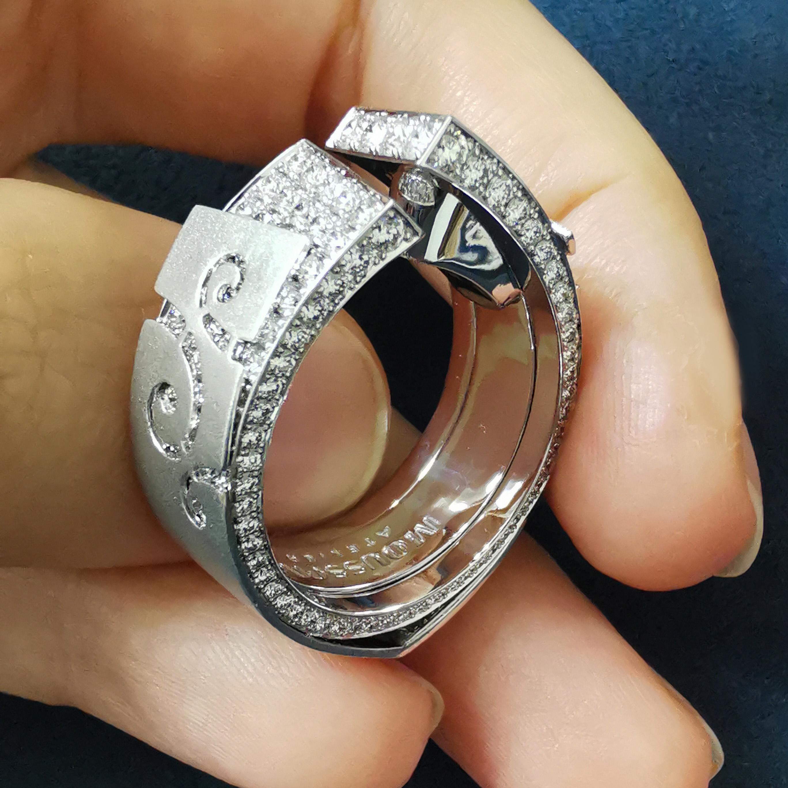 Diamonds 18 Karat White Gold Veil Ring In New Condition For Sale In Bangkok, TH