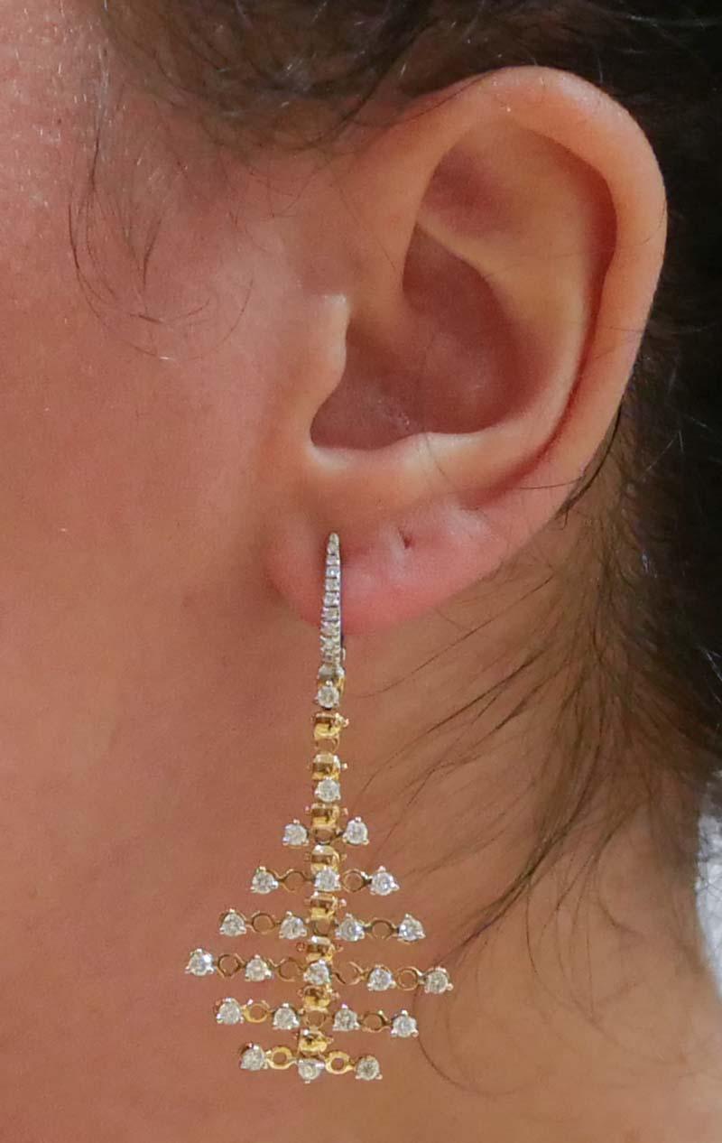 Diamonds, 18 Karat Yellow Gold and White Gold Earrings. In New Condition For Sale In Marcianise, Marcianise (CE)