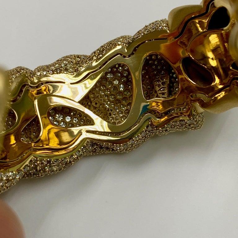 Women's Diamonds 18 Karat Yellow Gold Bracelet For Sale