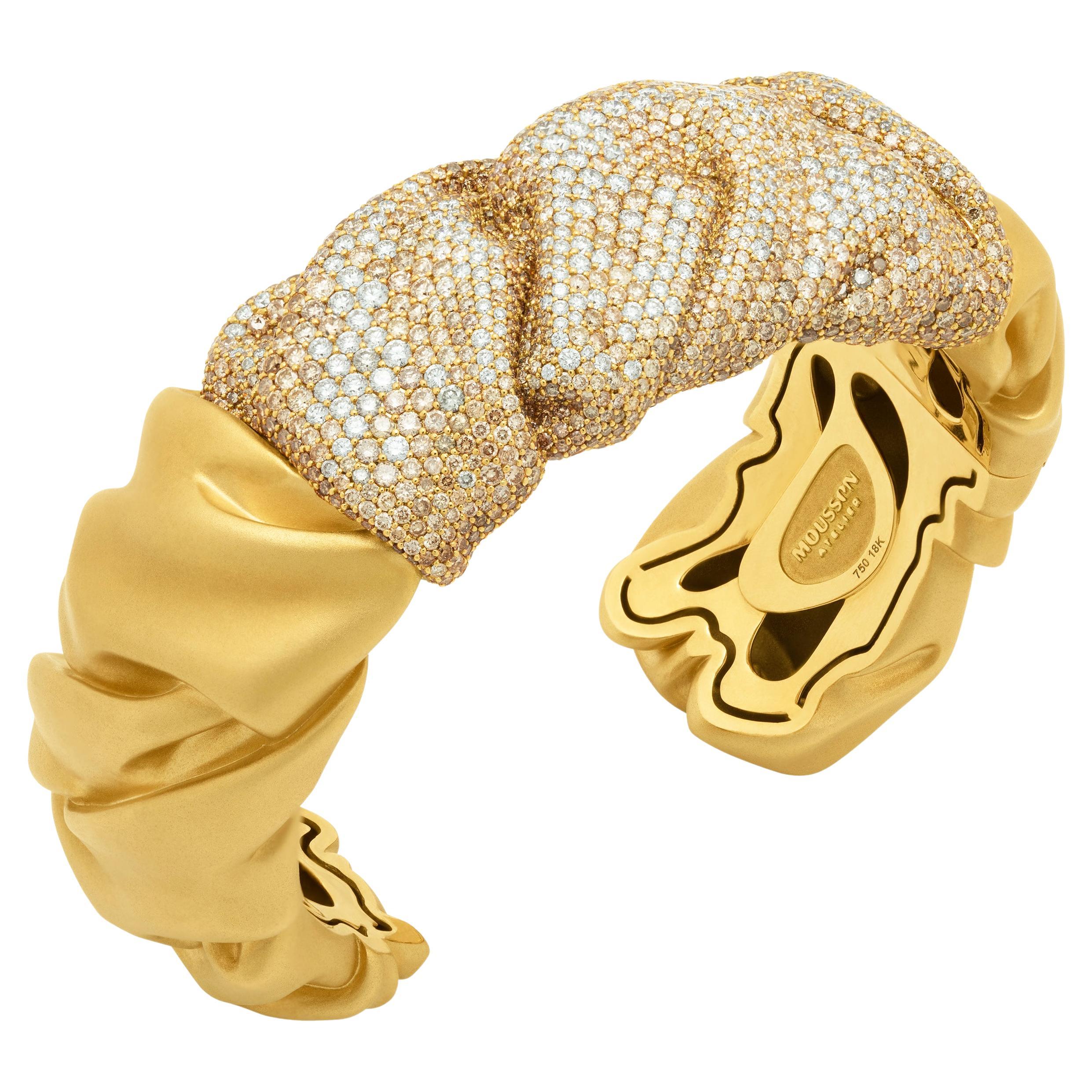 Diamonds 18 Karat Yellow Gold Bracelet For Sale