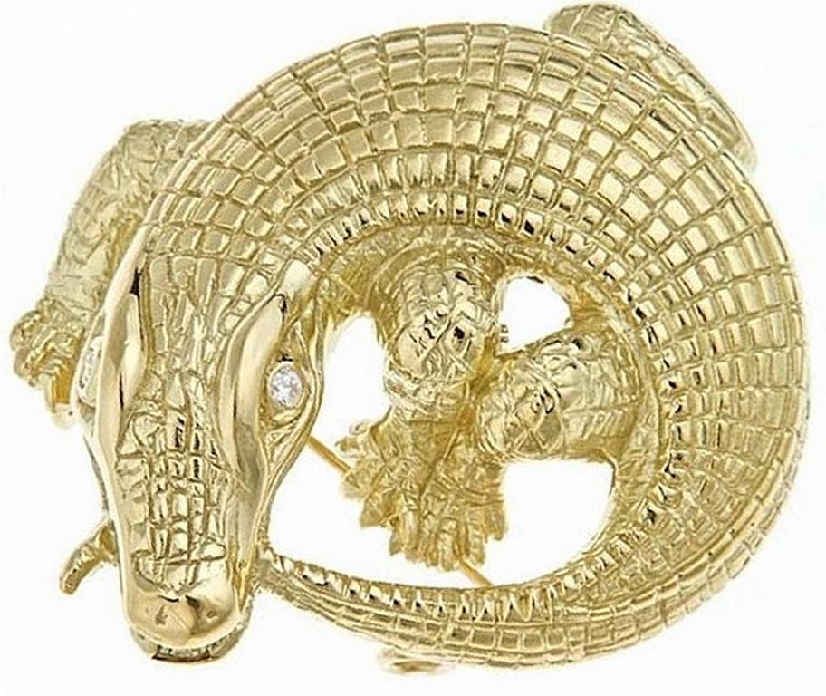 Diamonds 18 Karat Yellow Gold CURLED ALLIGATOR Brooch by John Landrum Bryant In New Condition For Sale In New York, NY