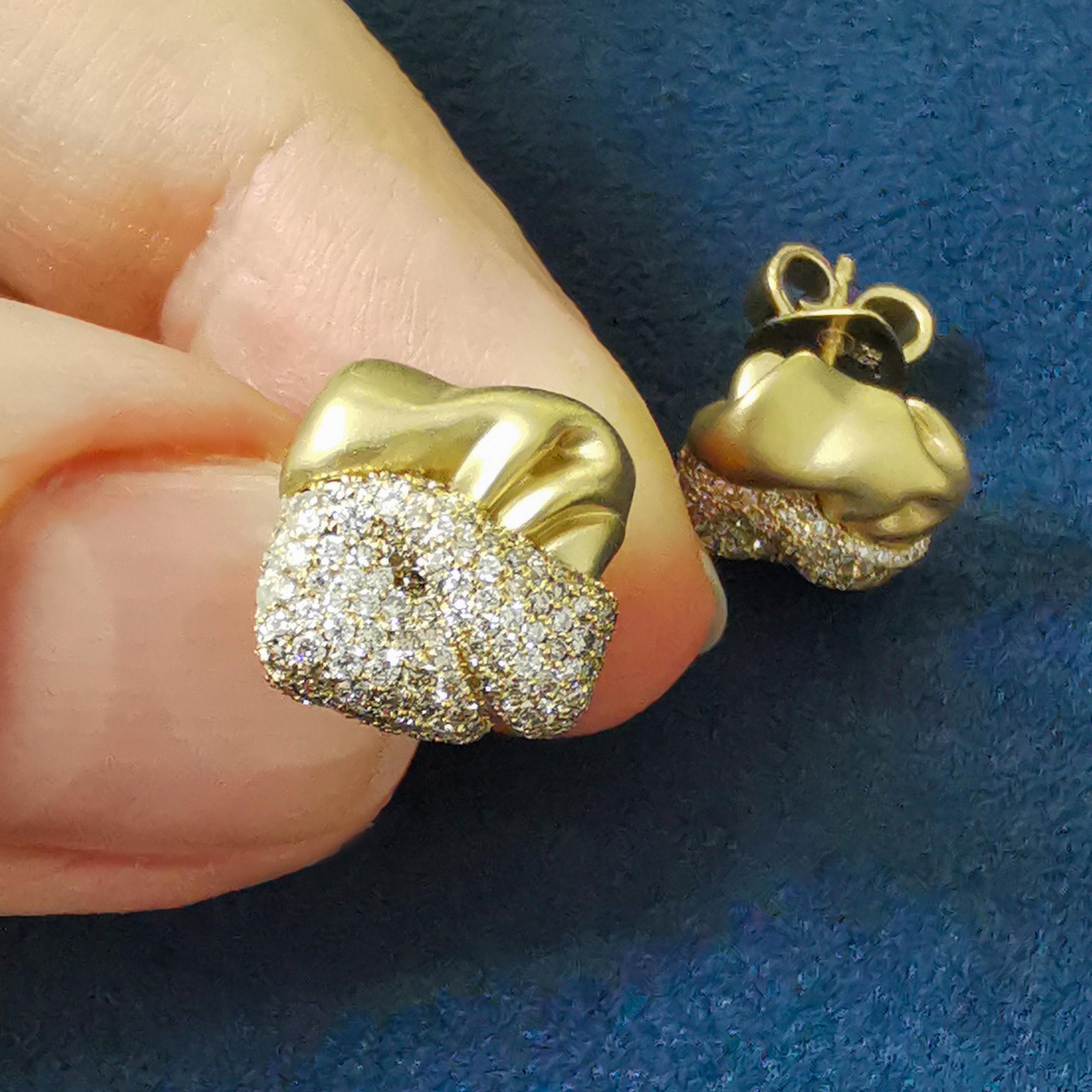 Diamanten-Ohrringe aus 18 Karat Gelbgold (Zeitgenössisch) im Angebot