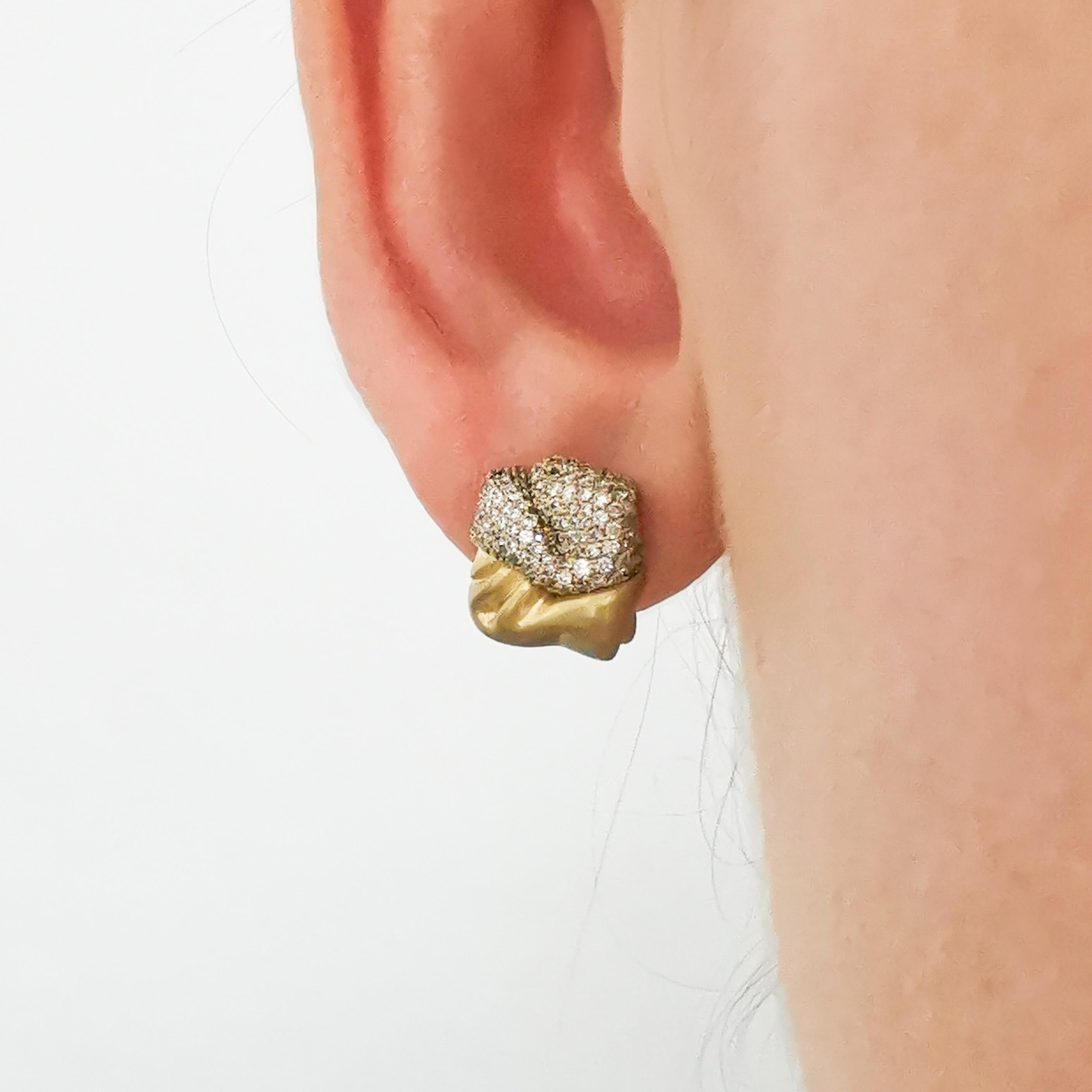 Diamanten-Ohrringe aus 18 Karat Gelbgold 3