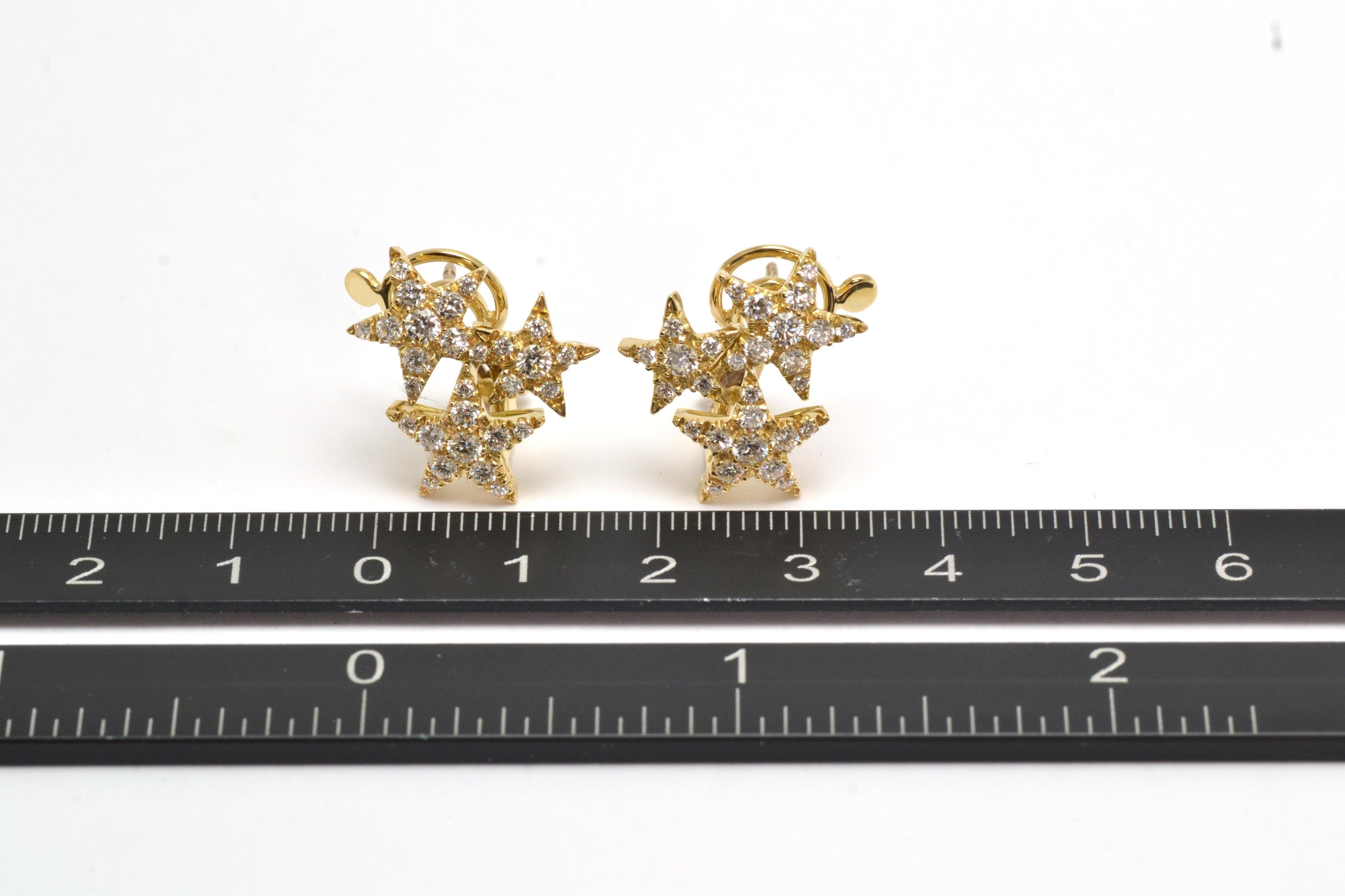 Boucles d'oreilles étoiles en or jaune 18 carats fabriquées à la main en Italie Neuf - En vente à Valenza , IT