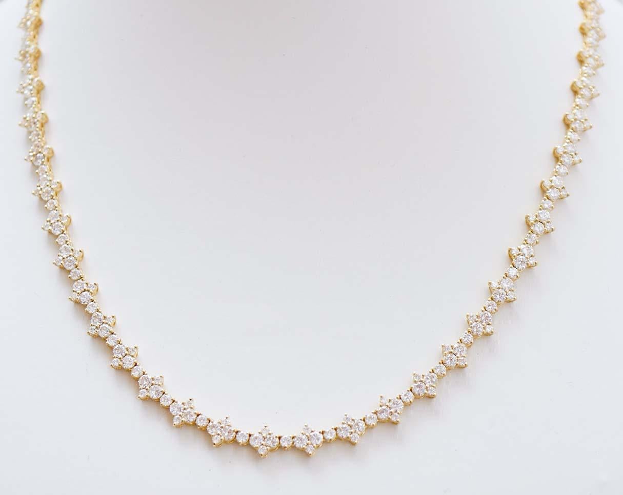 Elegant collier moderne en structure d'or jaune 18 kt monté avec des diamants.
Diamants 14,49 ct
Poids total 23.40 gr
RF    G    FFFCA
RK.AIHOH92

Pour toute information, n'hésitez pas à contacter le vendeur via le centre de messages.