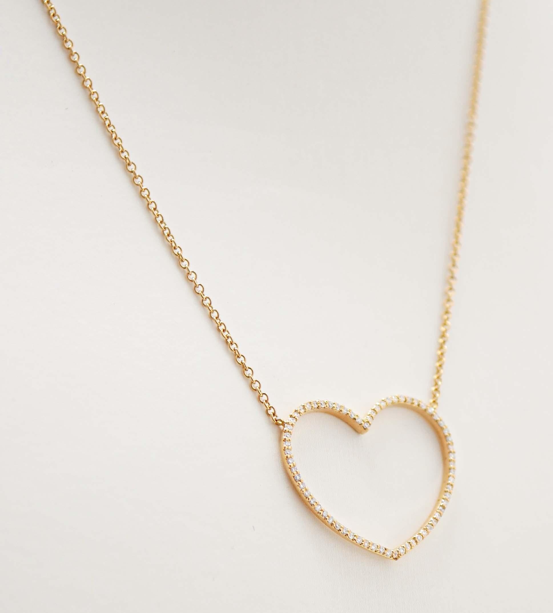 Brilliant Cut Diamonds, 18 Karat Yellow Gold Modern Necklace. For Sale